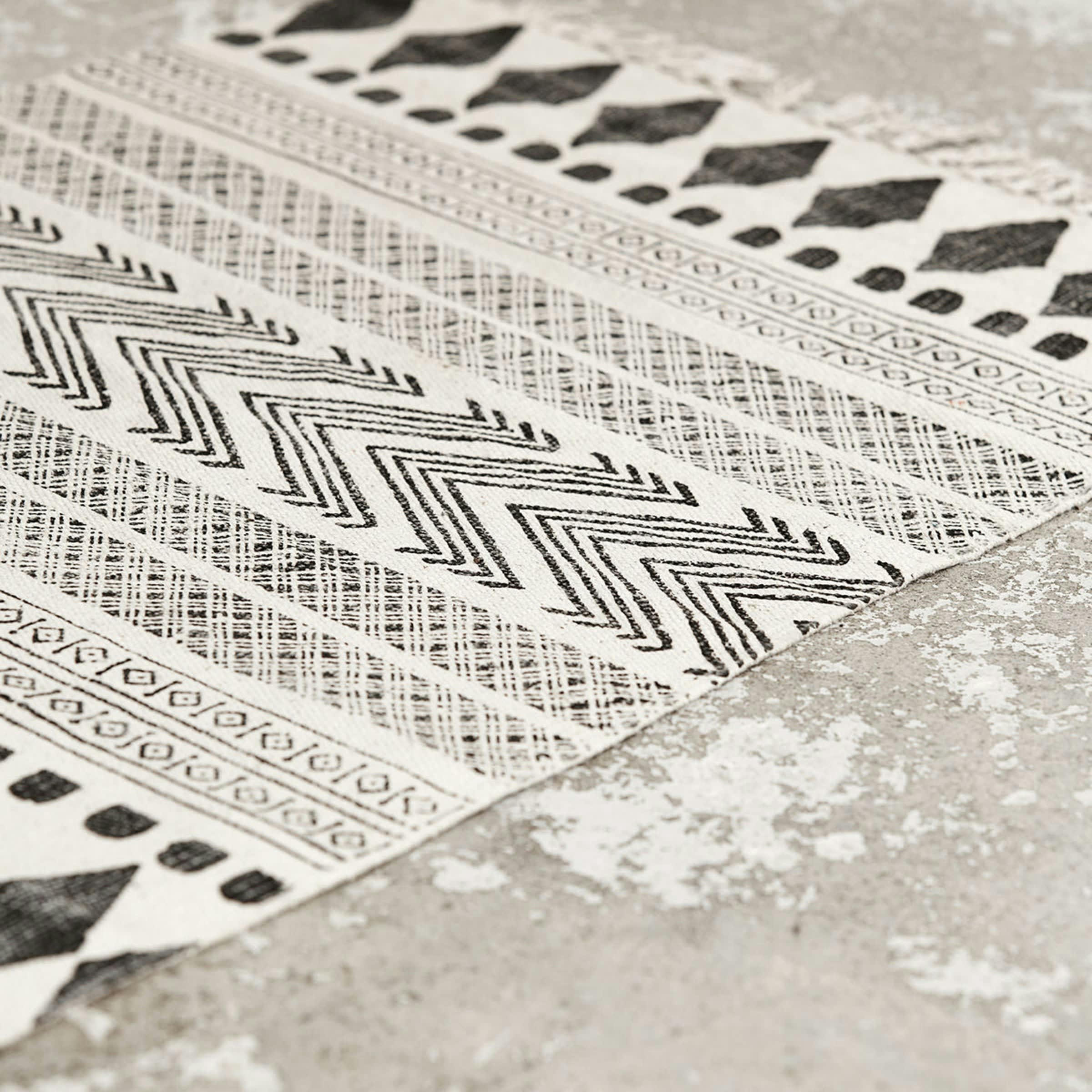 BLOCK - Tapis à motifs en tissu gris & noir 60x90cm