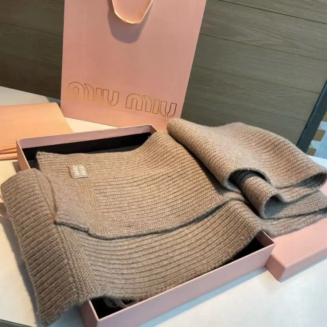 Miu Miu Cashmere scarf