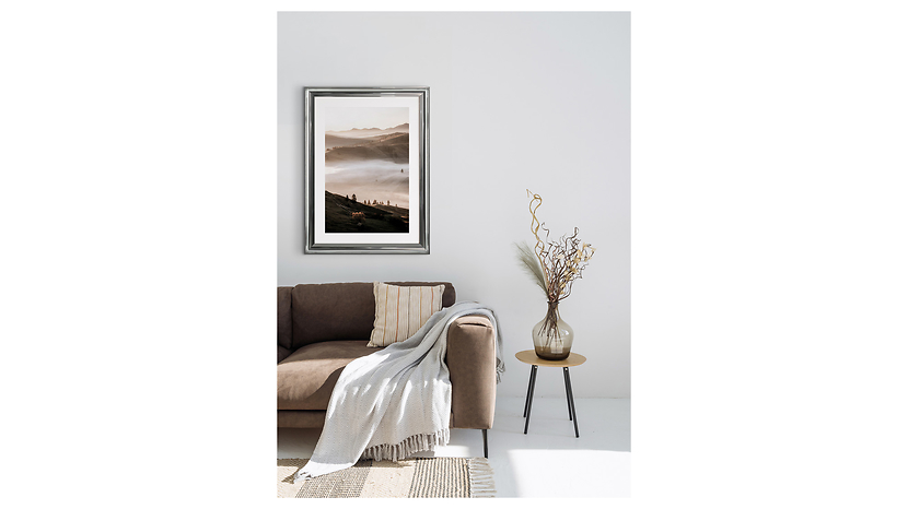 Obraz w ramie Mist Covered Hills 58x78 cm