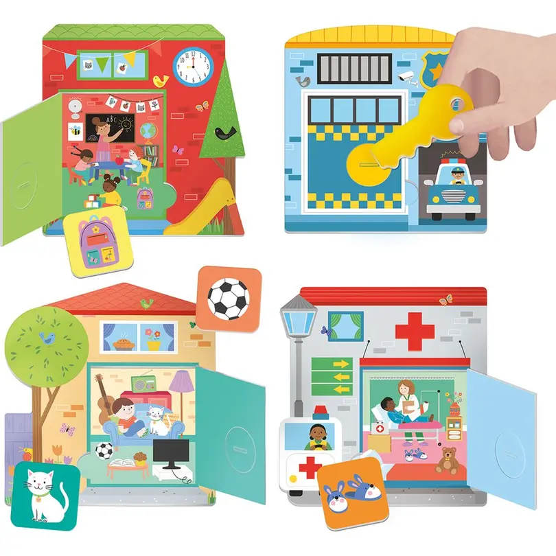 Kinderspiel Set bestehend aus verschiedenen Artikeln Look Open and Find