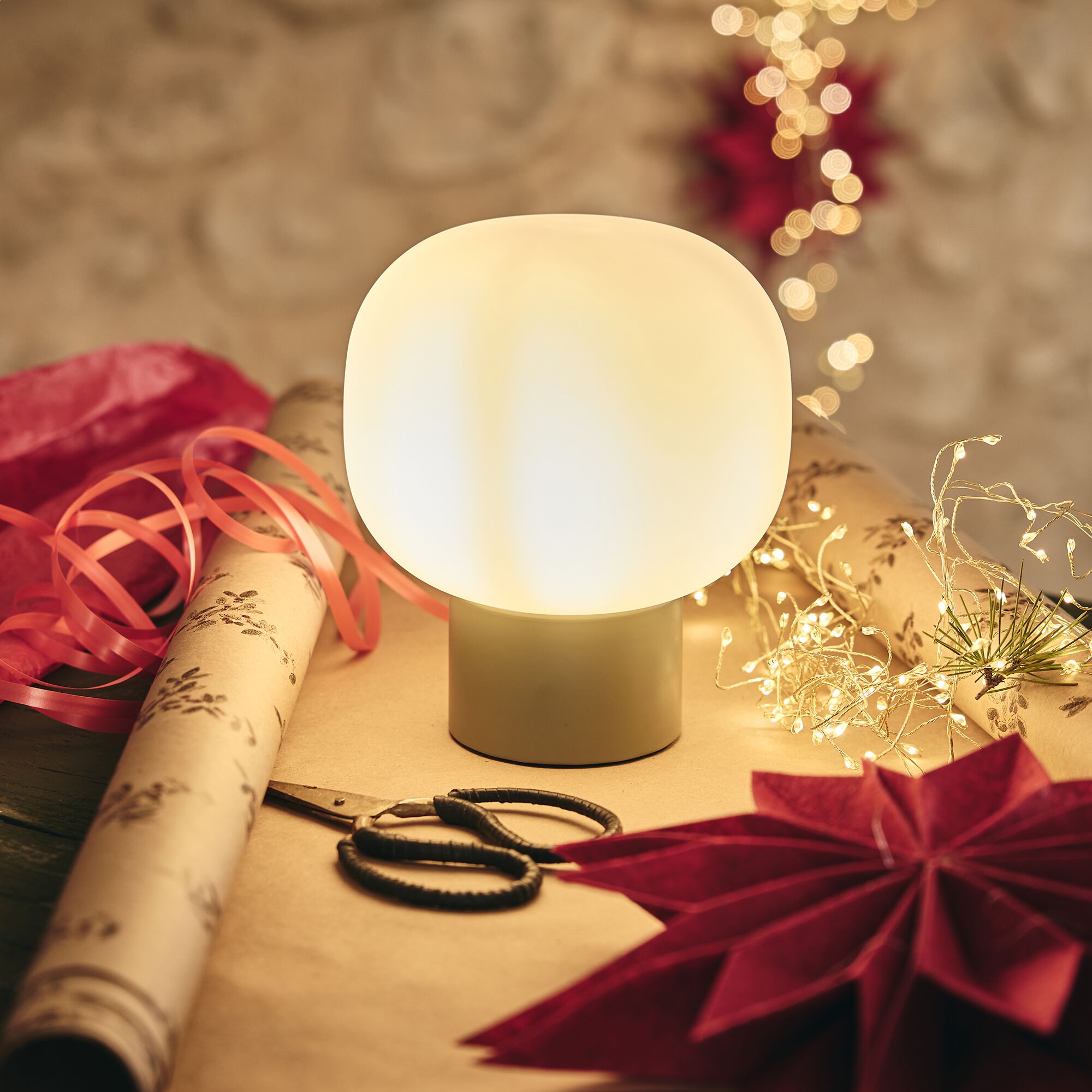 CAMILLE - Lampe à poser électrifiée en verre et en fer - vert