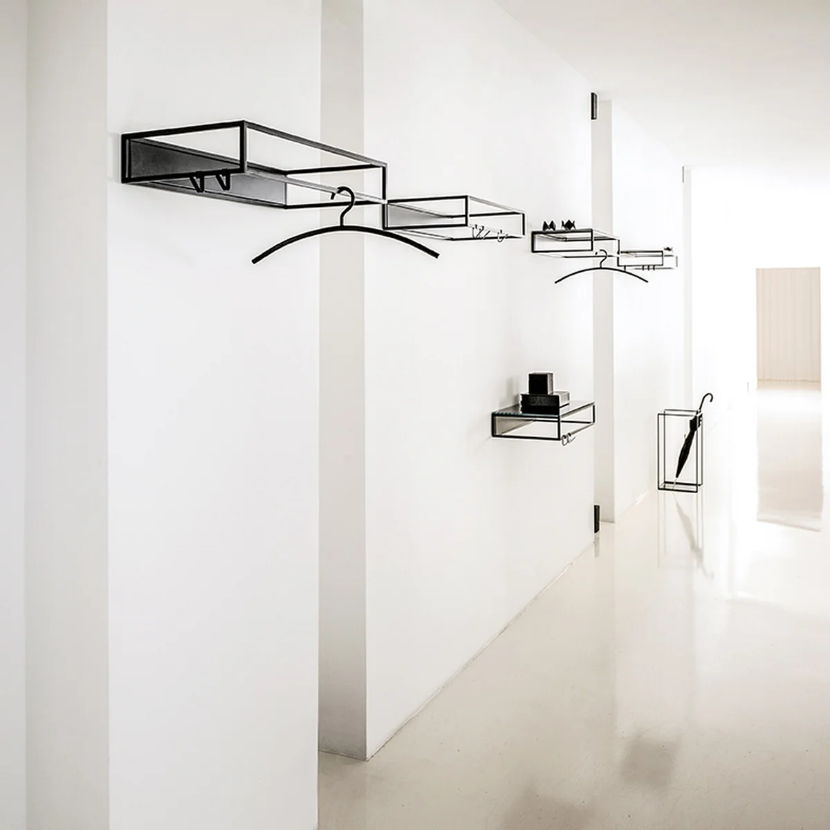 Schönbuch - Rack Wandgarderobe, schwarz