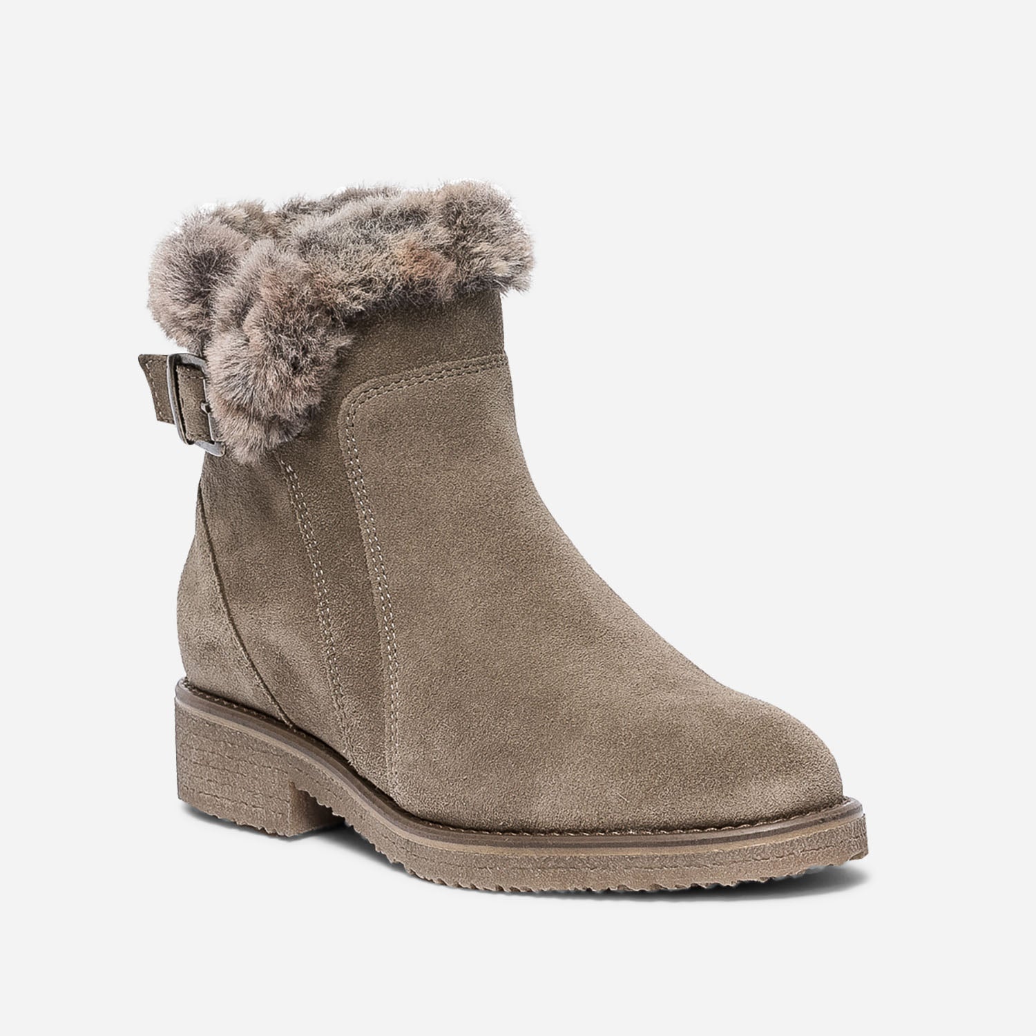 Boots taupe en cuir velours fourré
