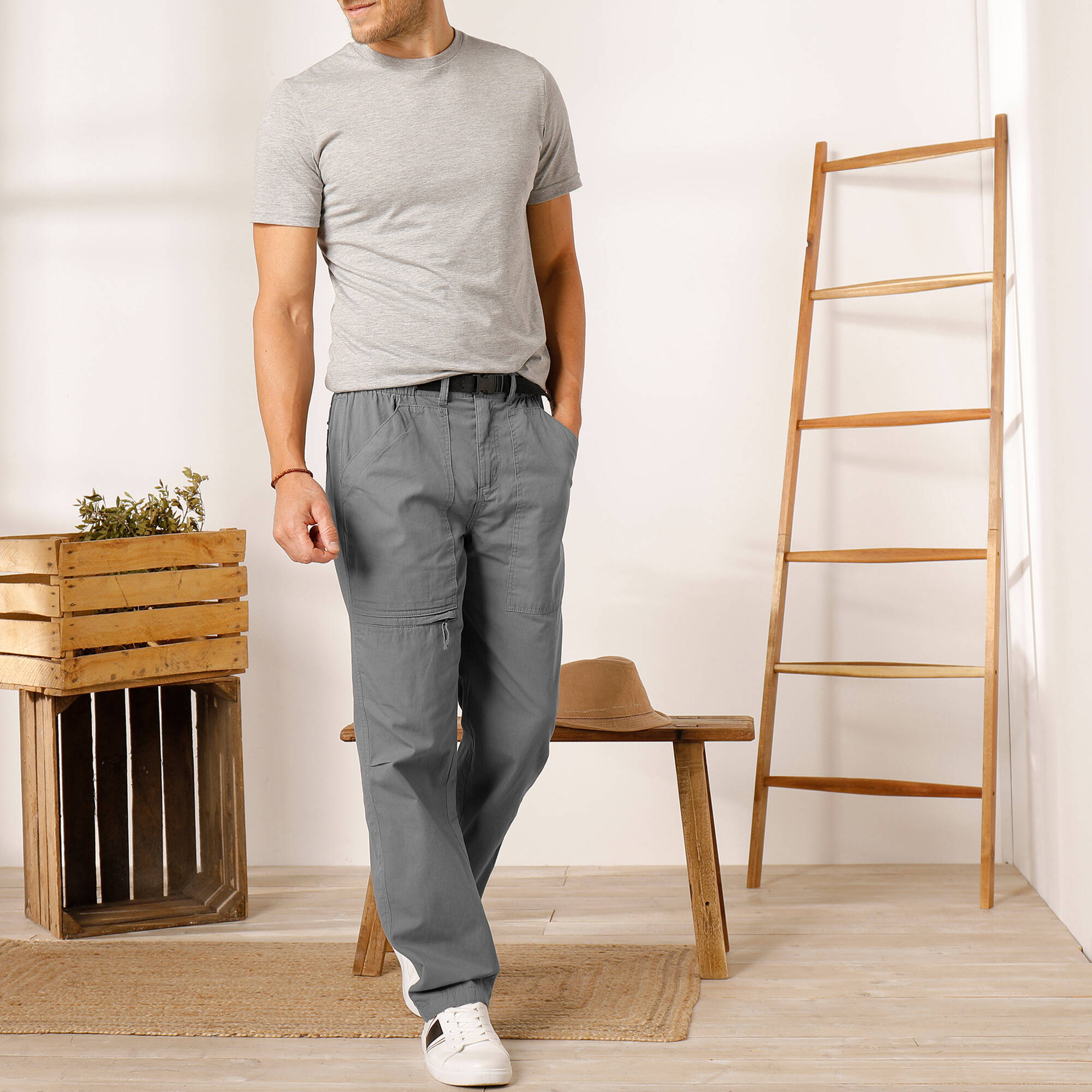 Pantalon 3/4 élastiqué   ceinture assortie