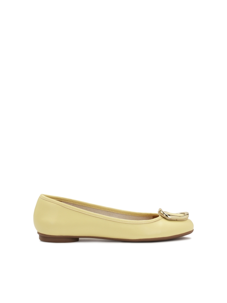 Slip-on ballerinas with metal embellishment