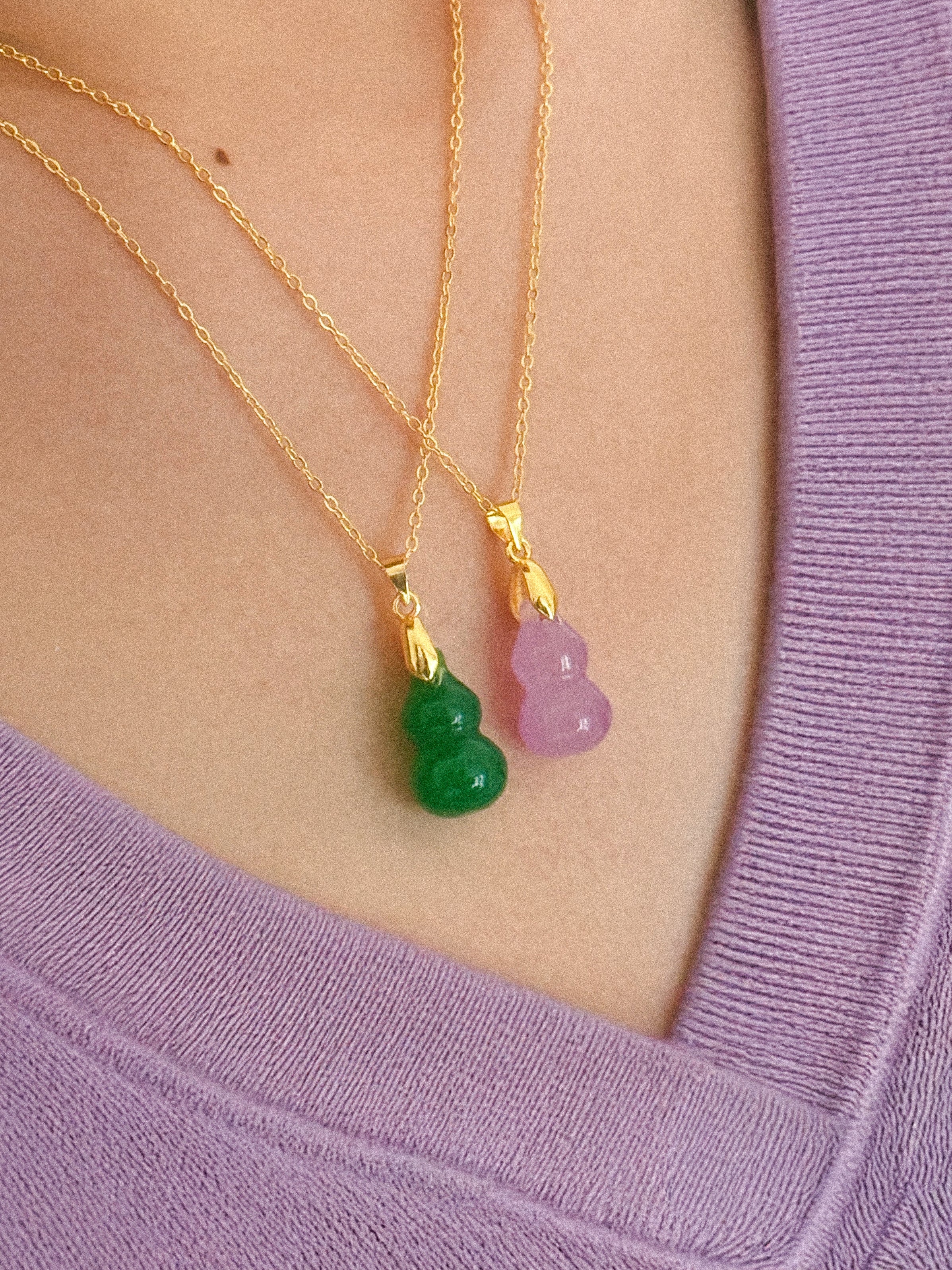 Hulu — Jade Stone Pendant Necklace in Purple