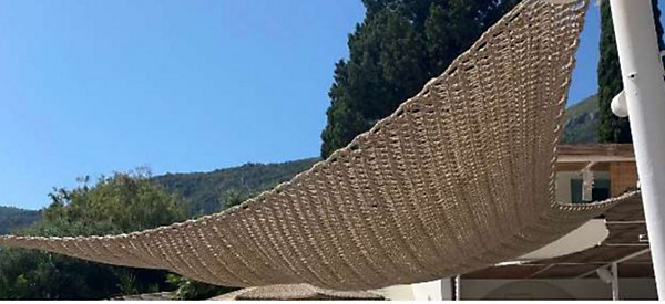 Ombrière triangulaire Jardiline beige 3,6m