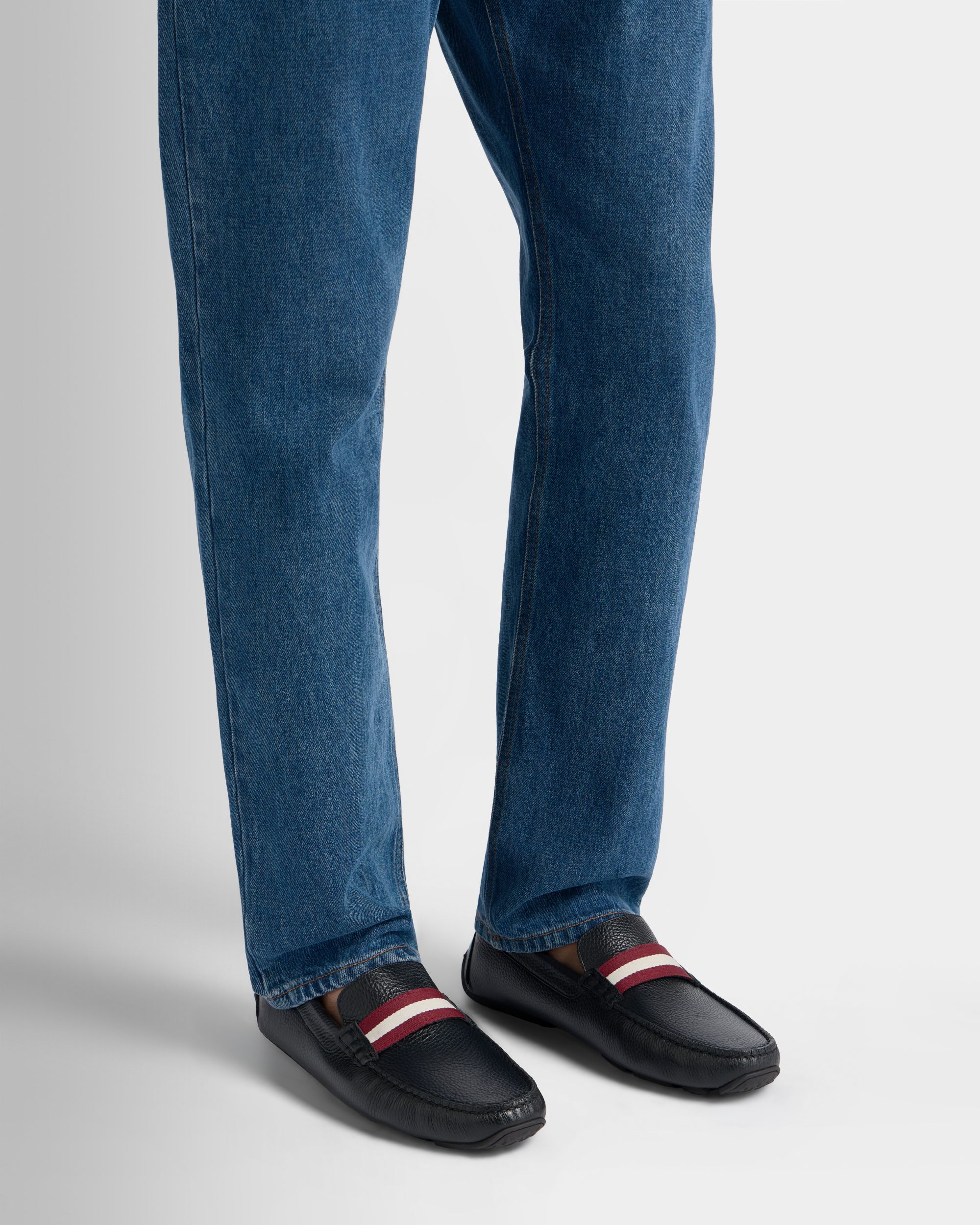 Pilot Driver-Schuhe aus genarbtem Leder in Schwarz