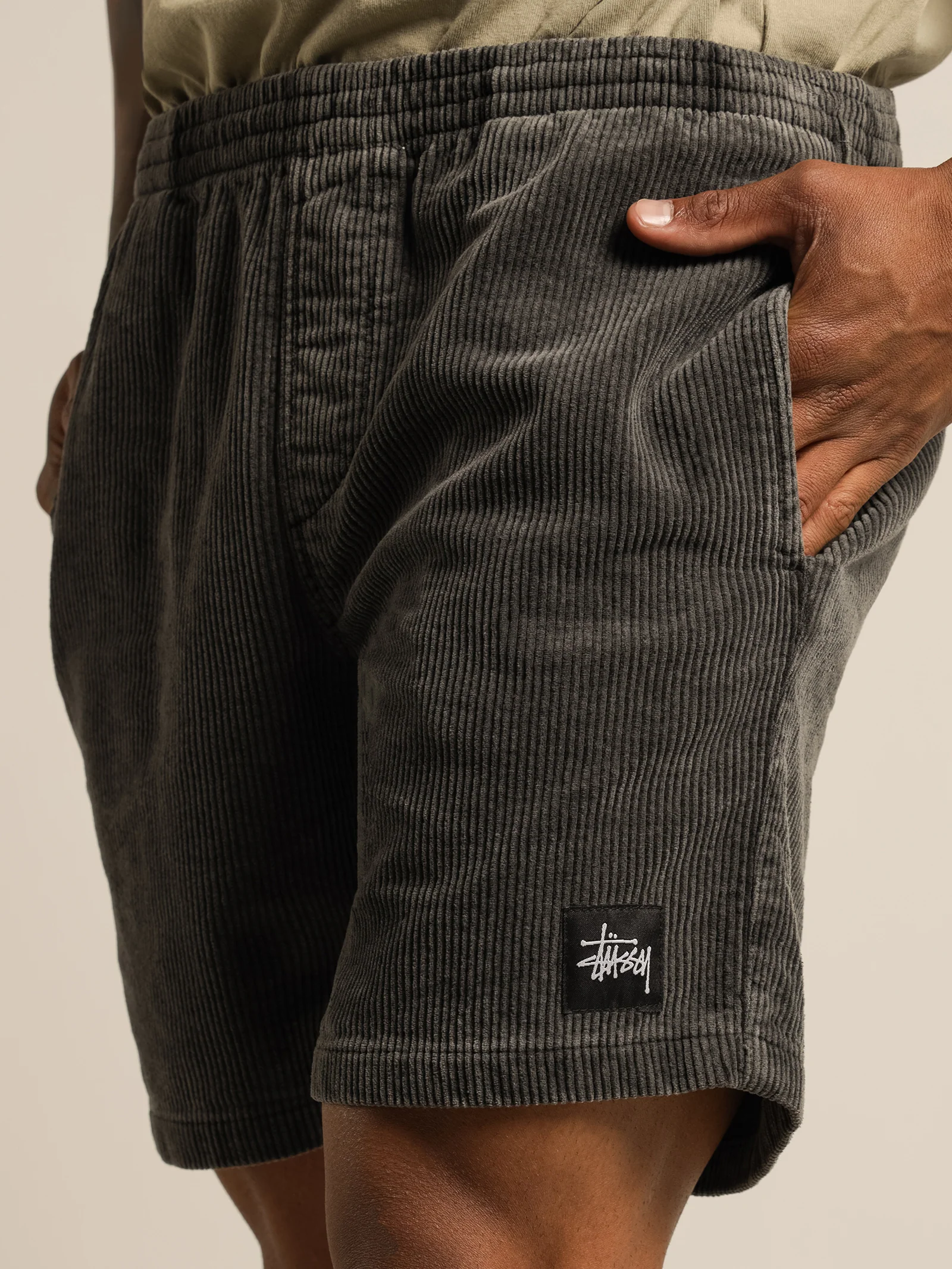 Wide Whale Corduroy Beachshorts