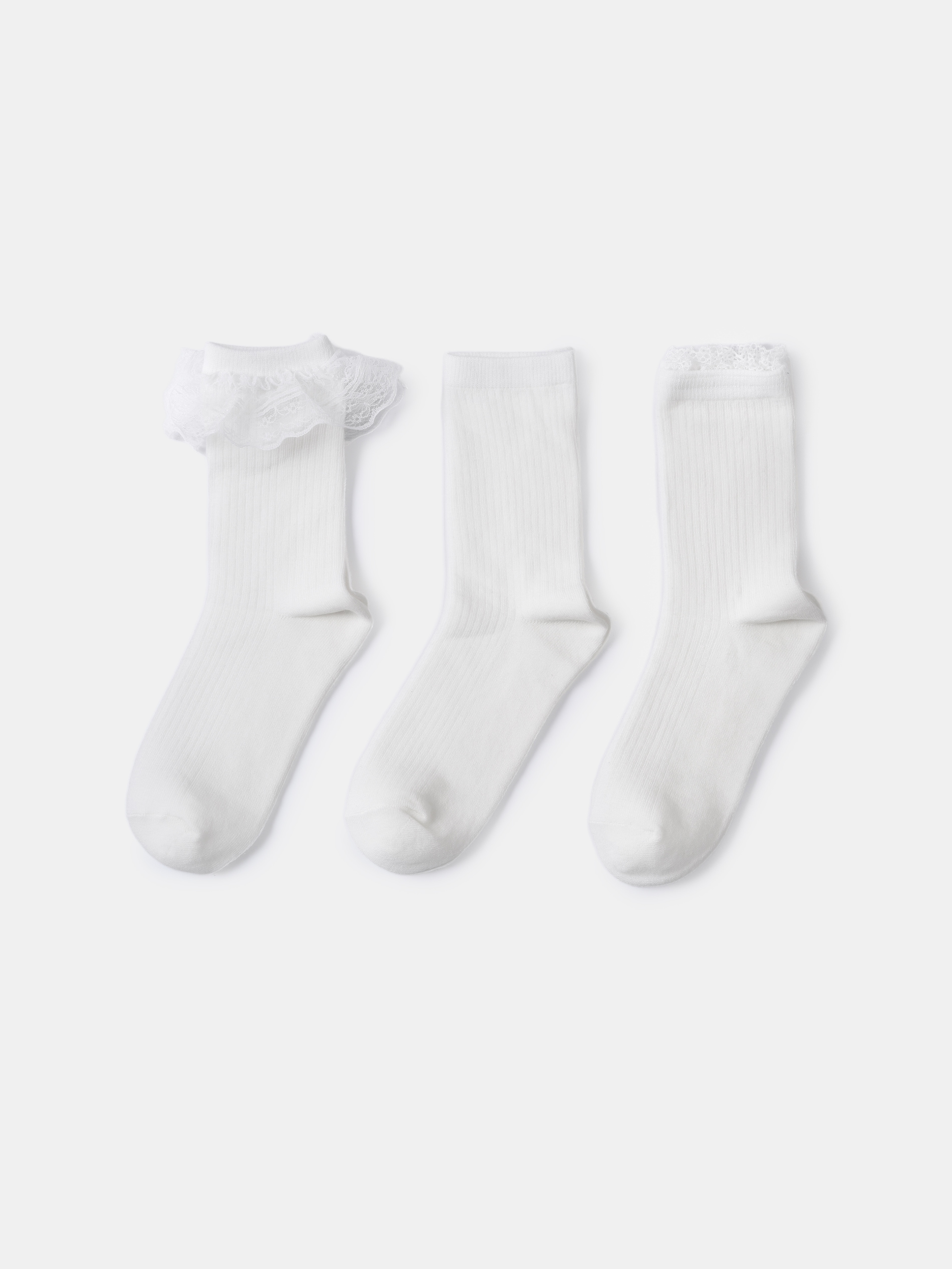 Zestaw skarpet z koronkowym wykończeniem 3 pack