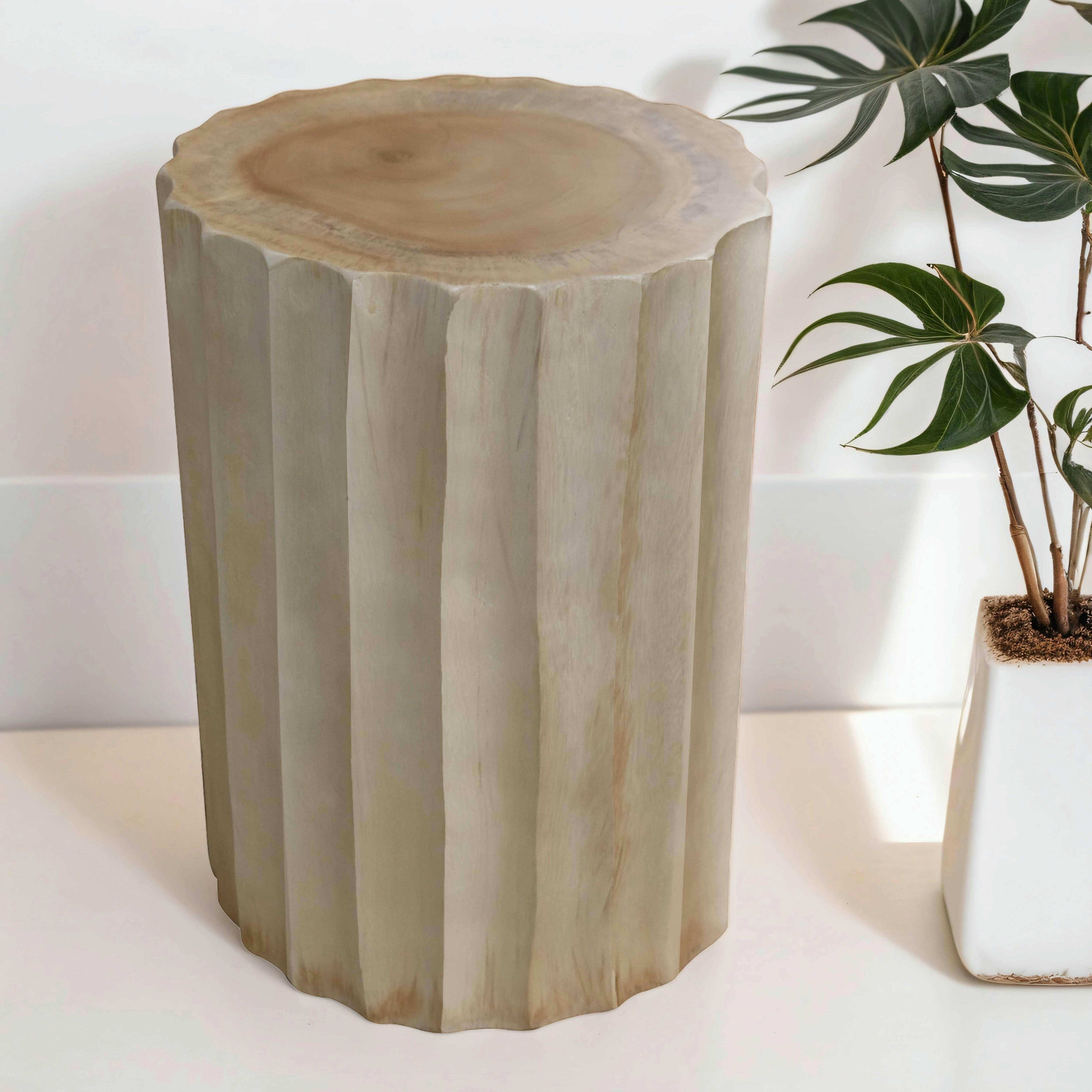 BONJO - Tabouret sculpté en bois de suar massif