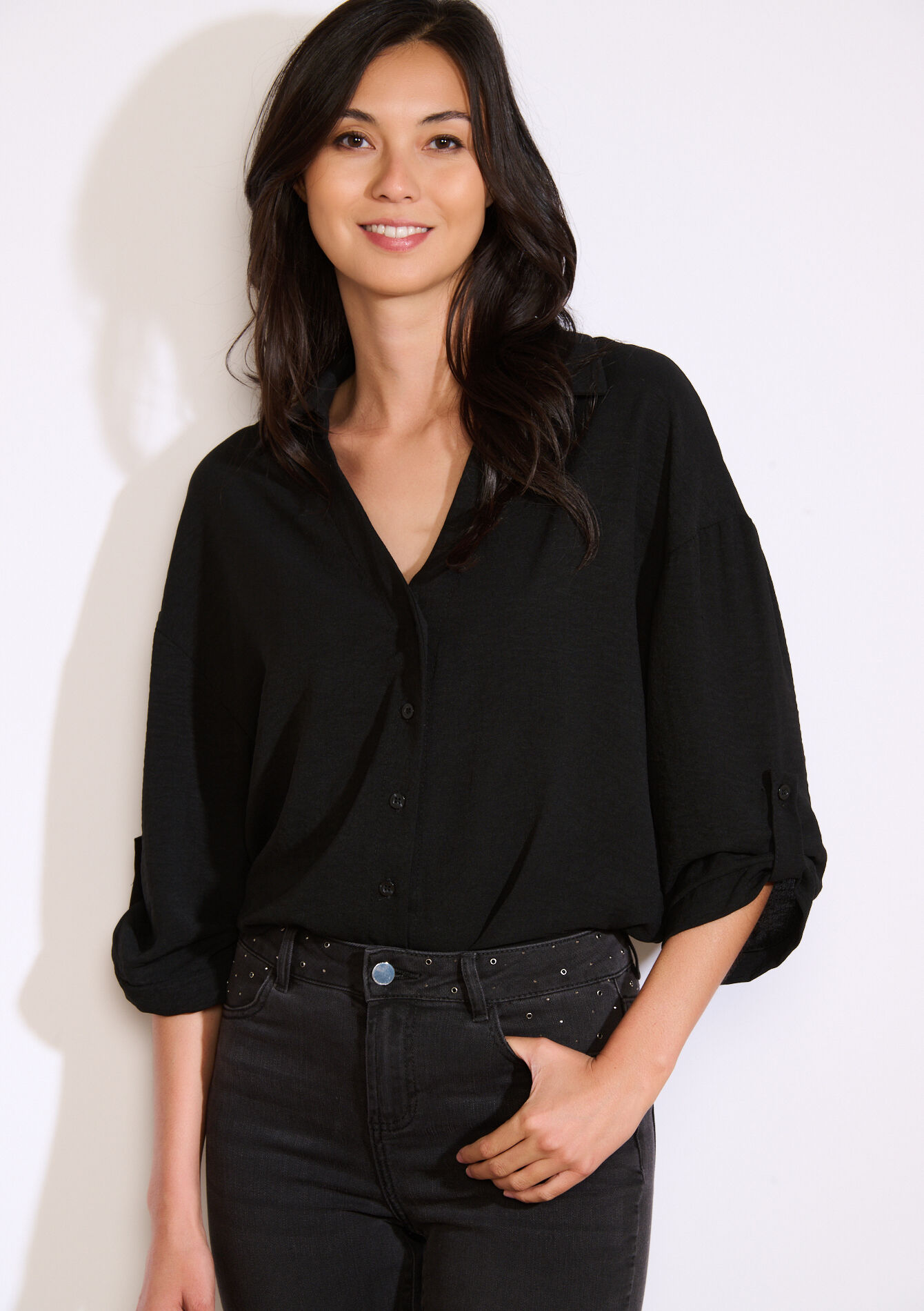 Losvallend overhemd met knopen