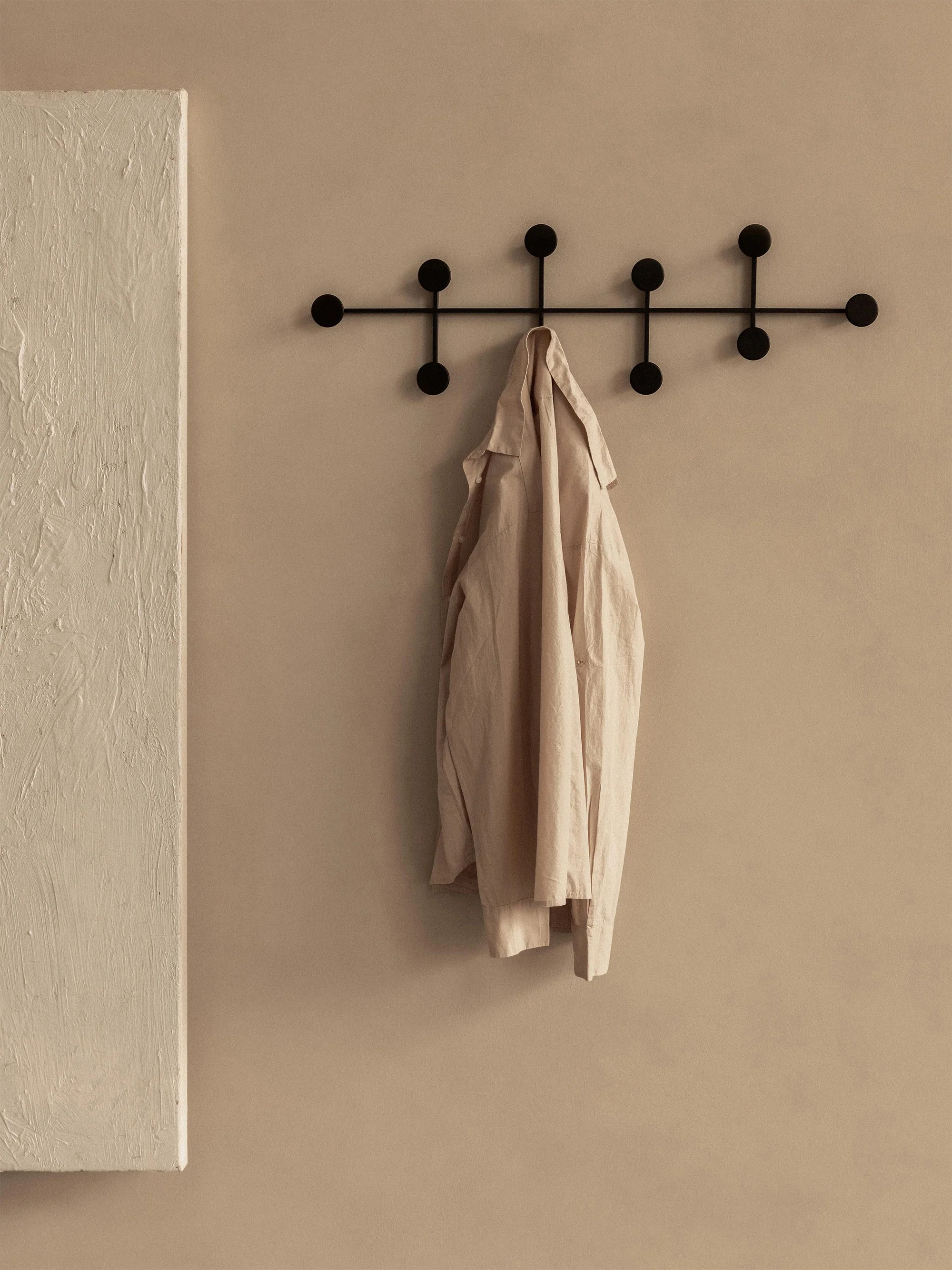 Metall-Wandgarderobe Afteroom