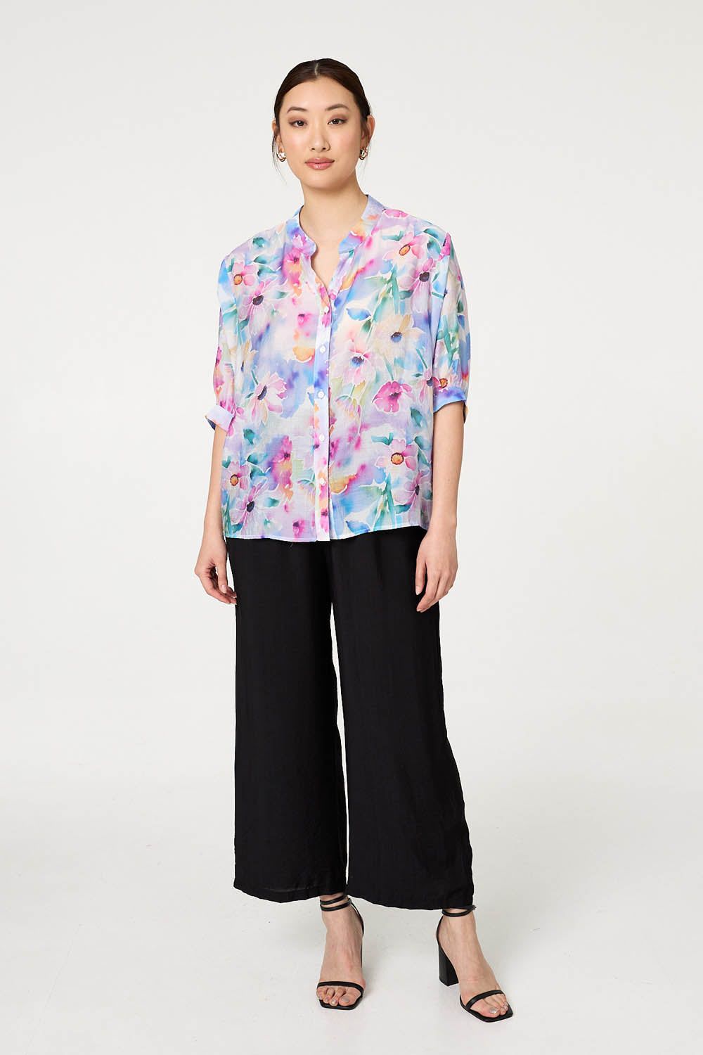 Izabel London Floral 3/4 Sleeve Curved Hem Blouse