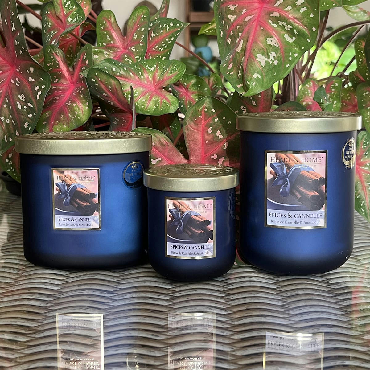 - Bougie heart and home épices et cannelle