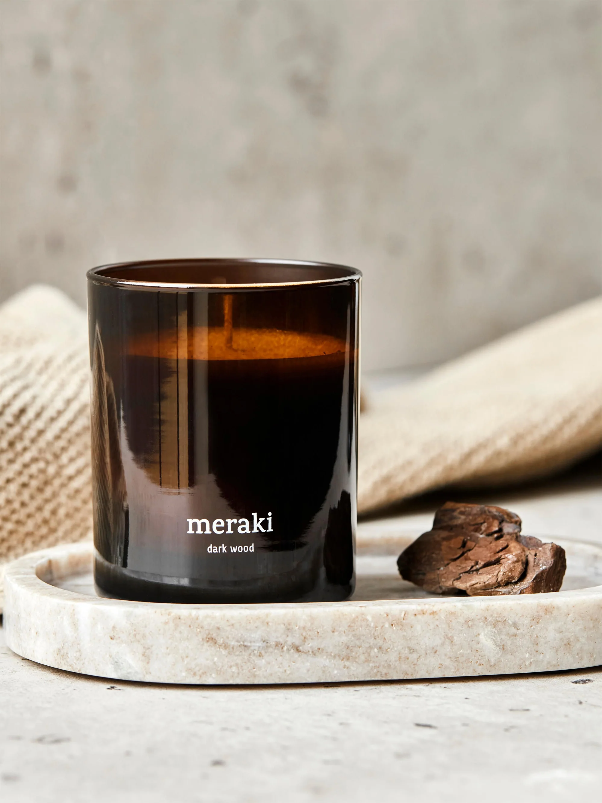 Duftkerze Dark Wood (Muskatnuss, Nelken & Ambra)