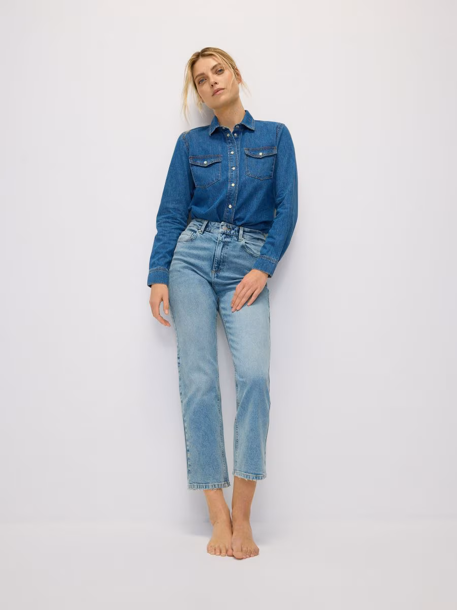 Straight Jeans