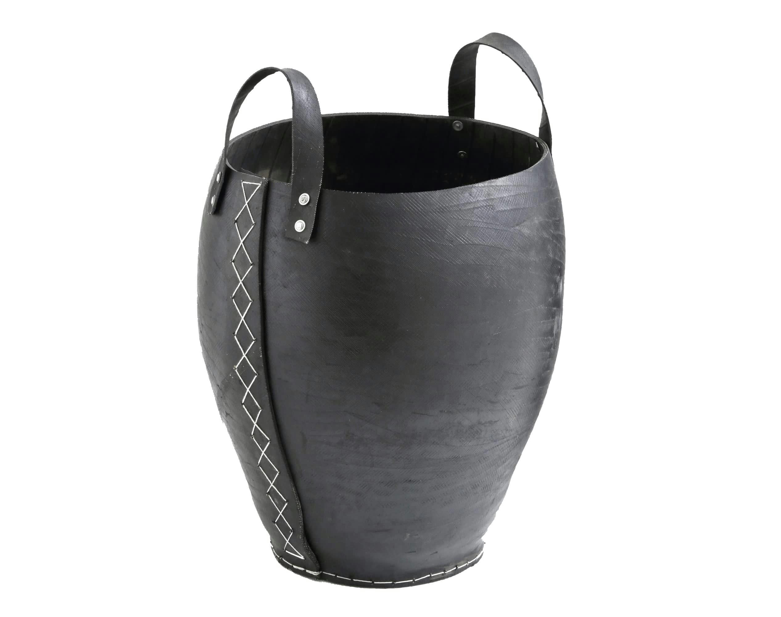 ANKA - Grande panier en caoutchou noir