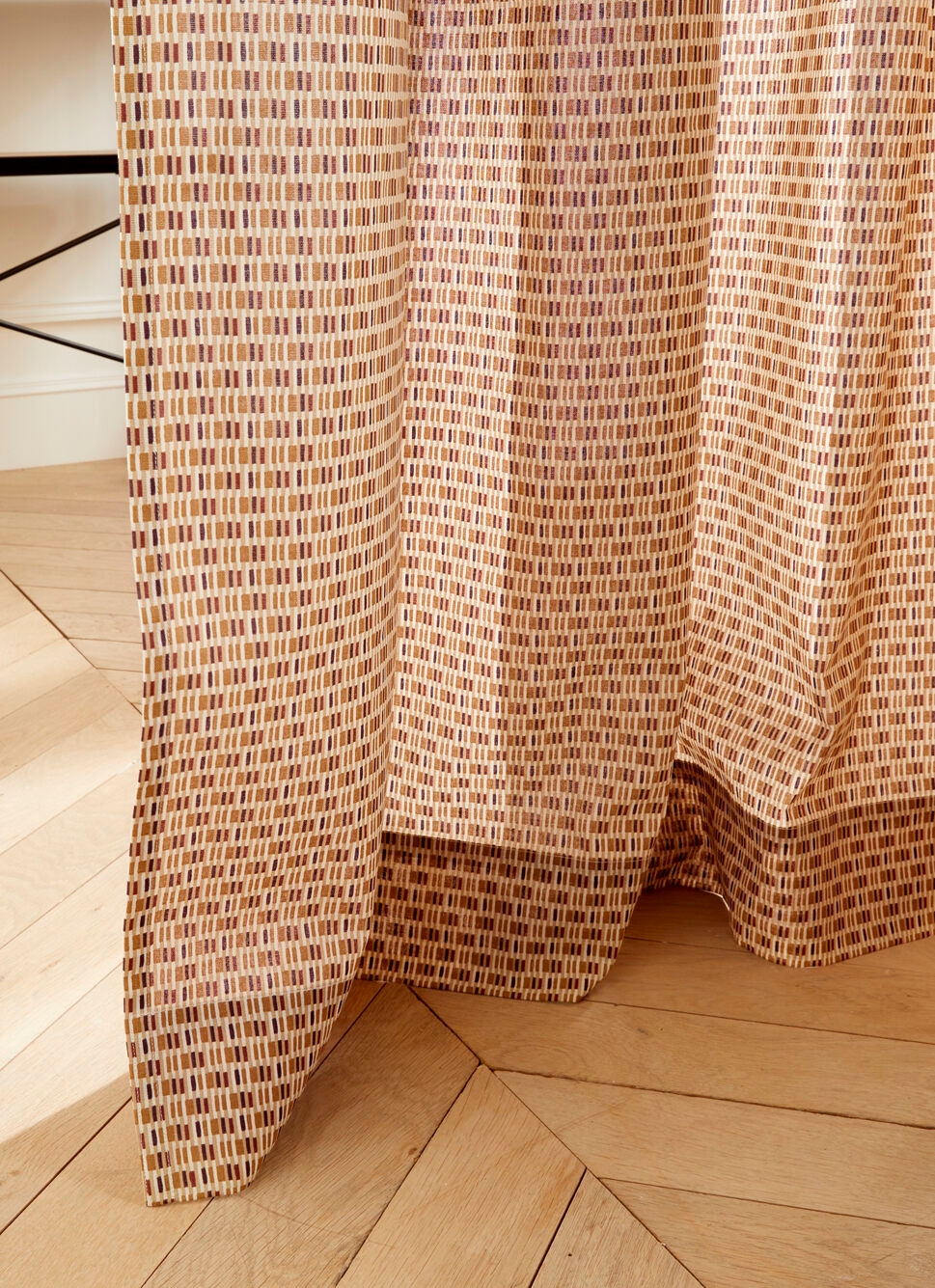 RIDEAU EN COTON MICRO MOTIF ELFU MULTICOLORE