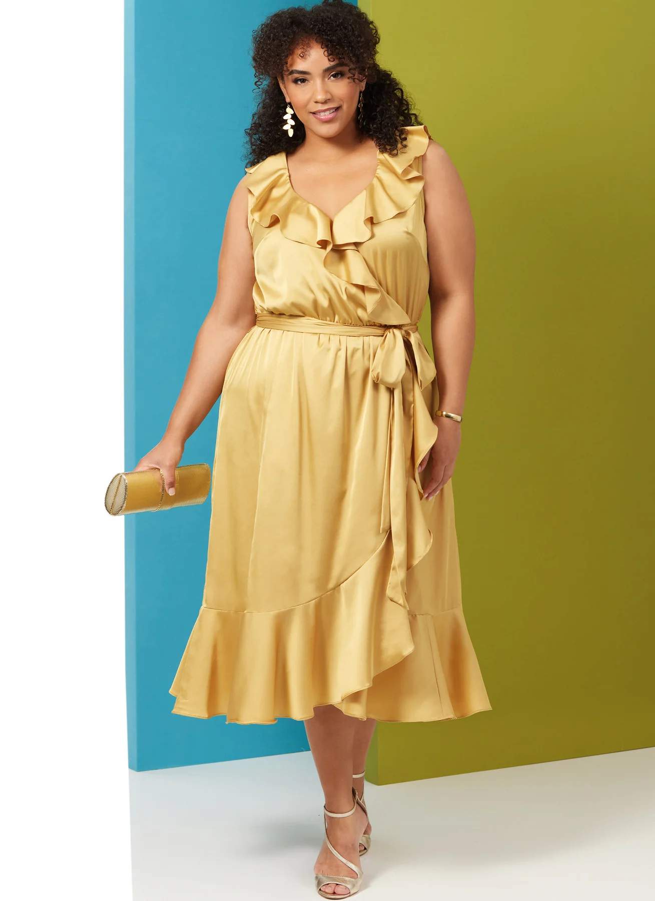 Butterick Pattern B6927 Women's Dress and Sash