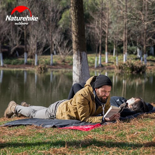 NNEOBA Waterproof Foldable Picnic Mat and Camping Mattress