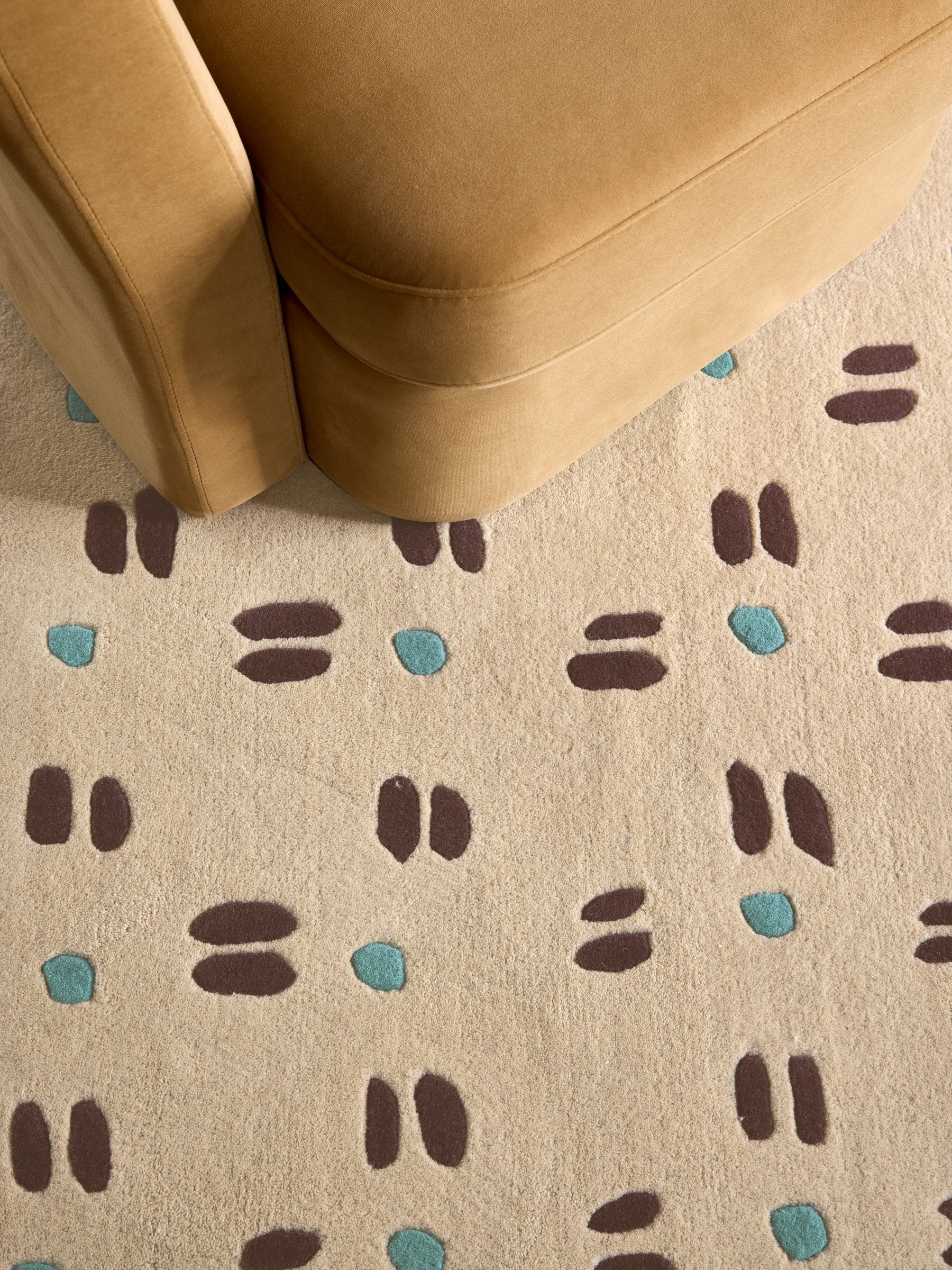 Timeo Wool Tufted Rug in Natural