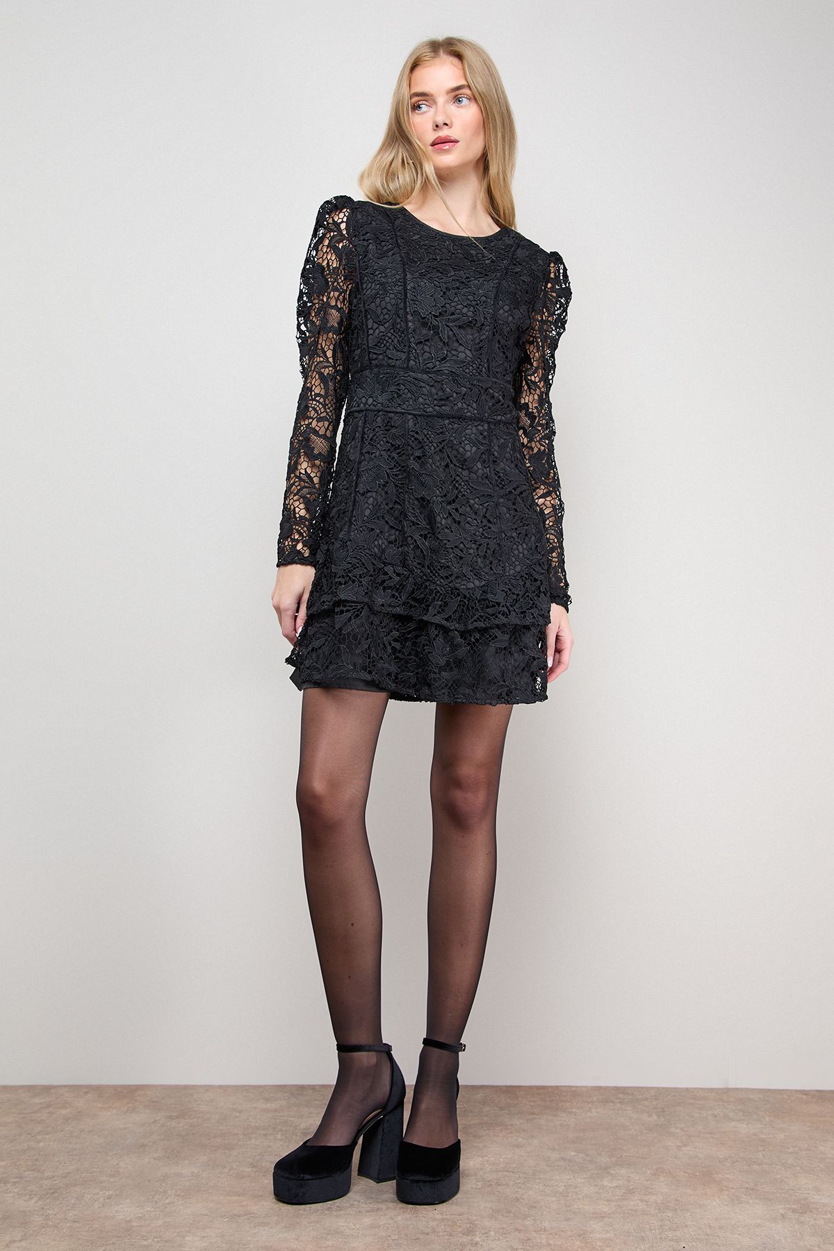 Oasis Lace Trim Detail Tiered Fluted Sleeve Mini Dress