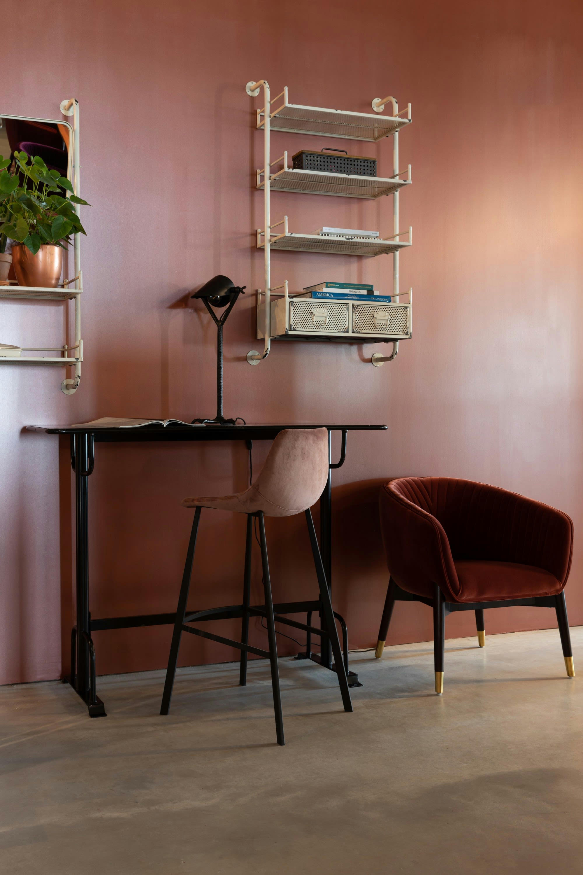 DECLAN - Table de bar en métal noir