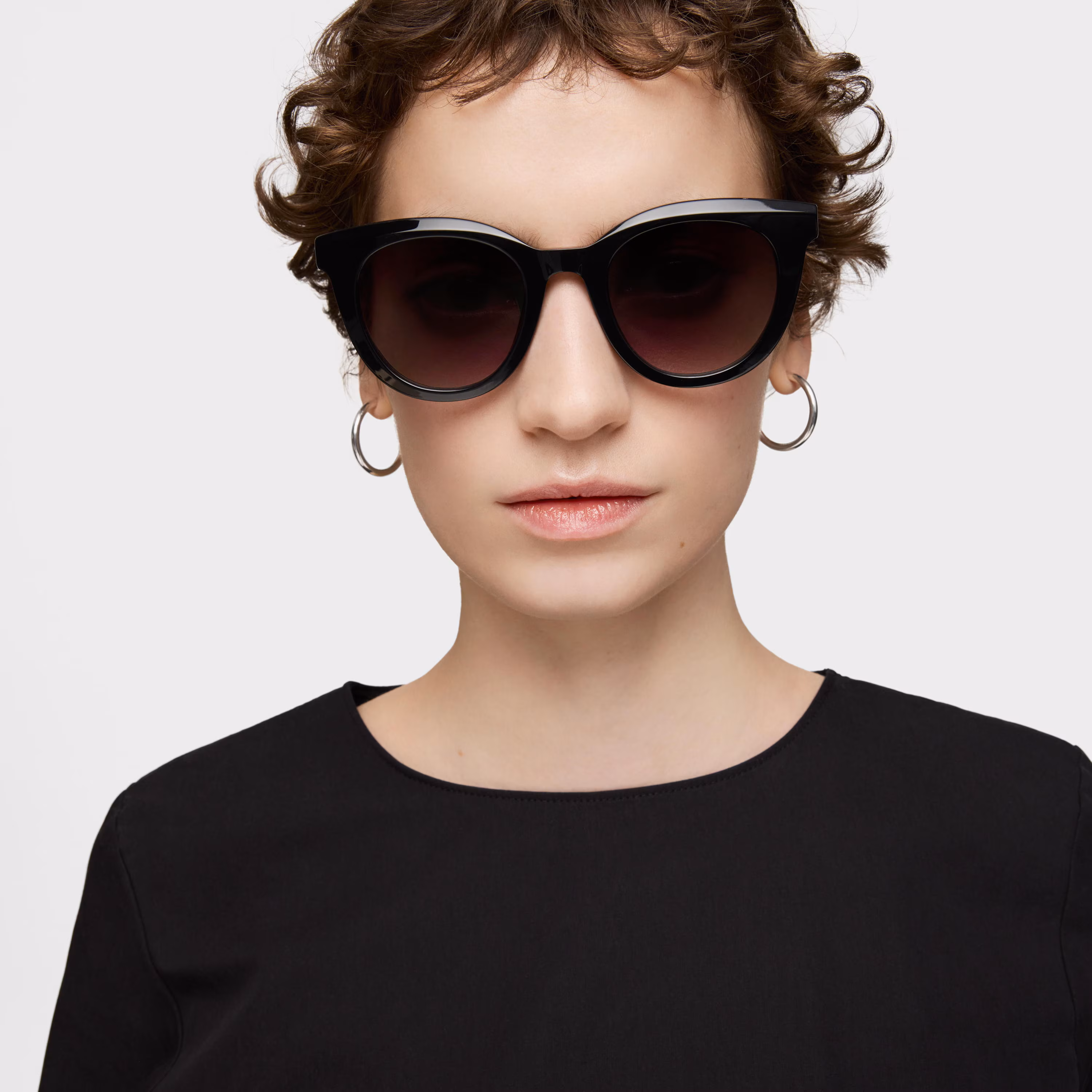 Gafas de sol negras TOUS Round Logo
