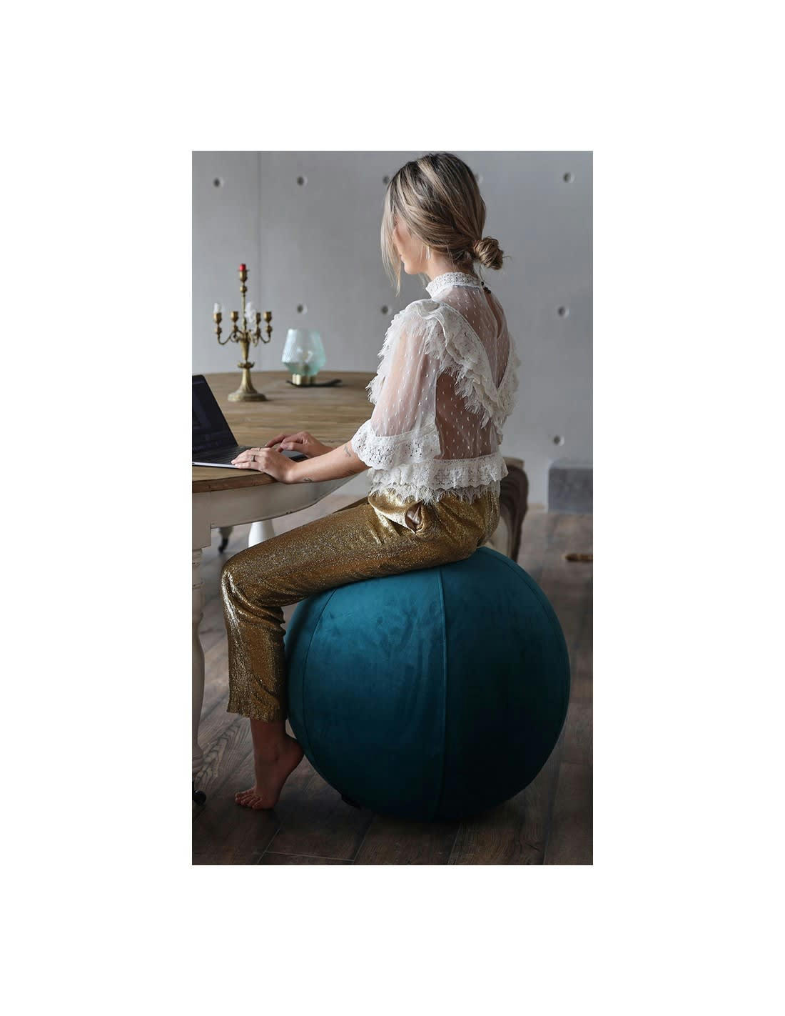 JUMBO CELESTE - Balle d'assise gonflable 65 cm enveloppe velours bleu paon