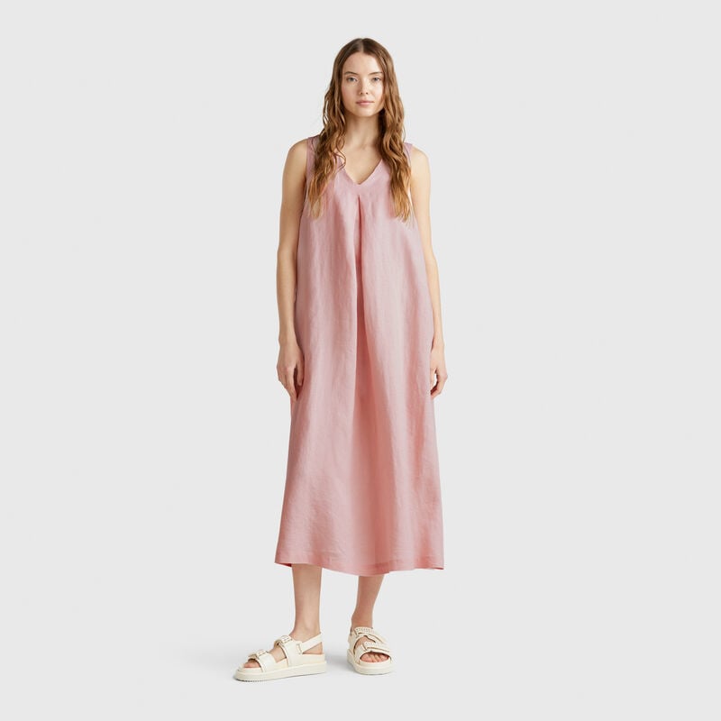 Sleeveless dress in pure linen