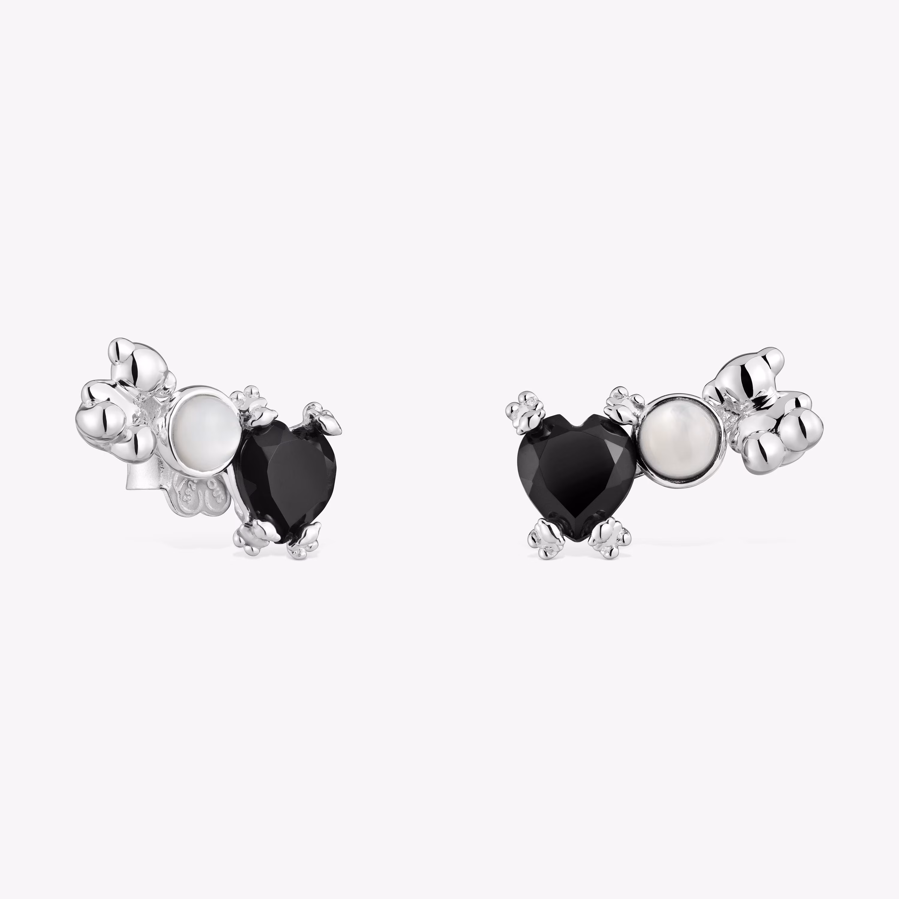 Pendientes trepadores con oso de plata, ónix y nácar Color Pills