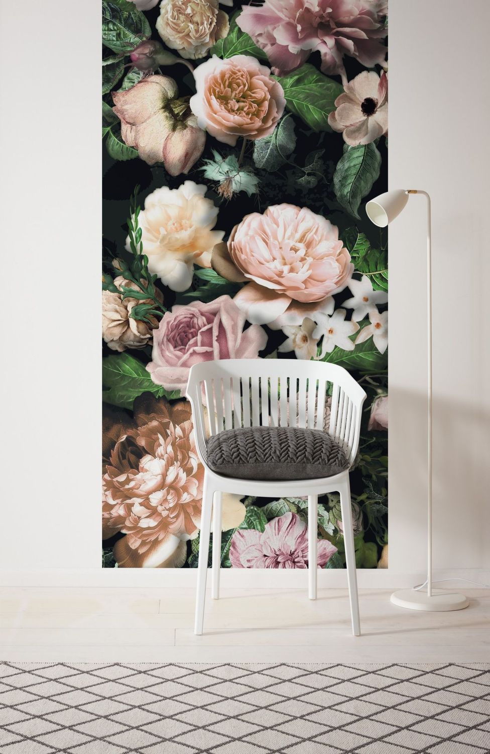 Sanders & Sanders fotobehang bloemen paneel multicolor op zwart - 100 x 250 cm - 611944