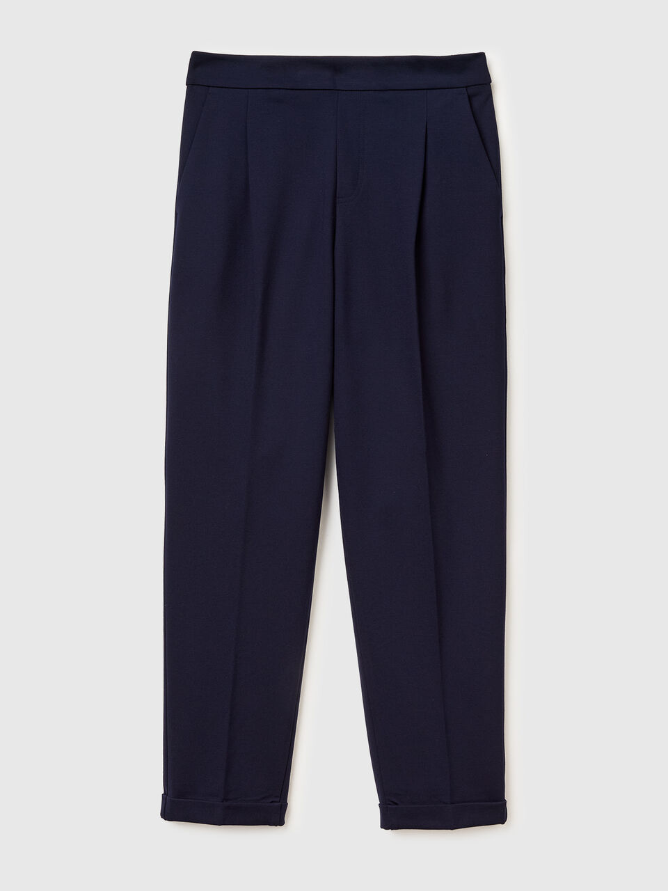 Regular fit trousers with crease