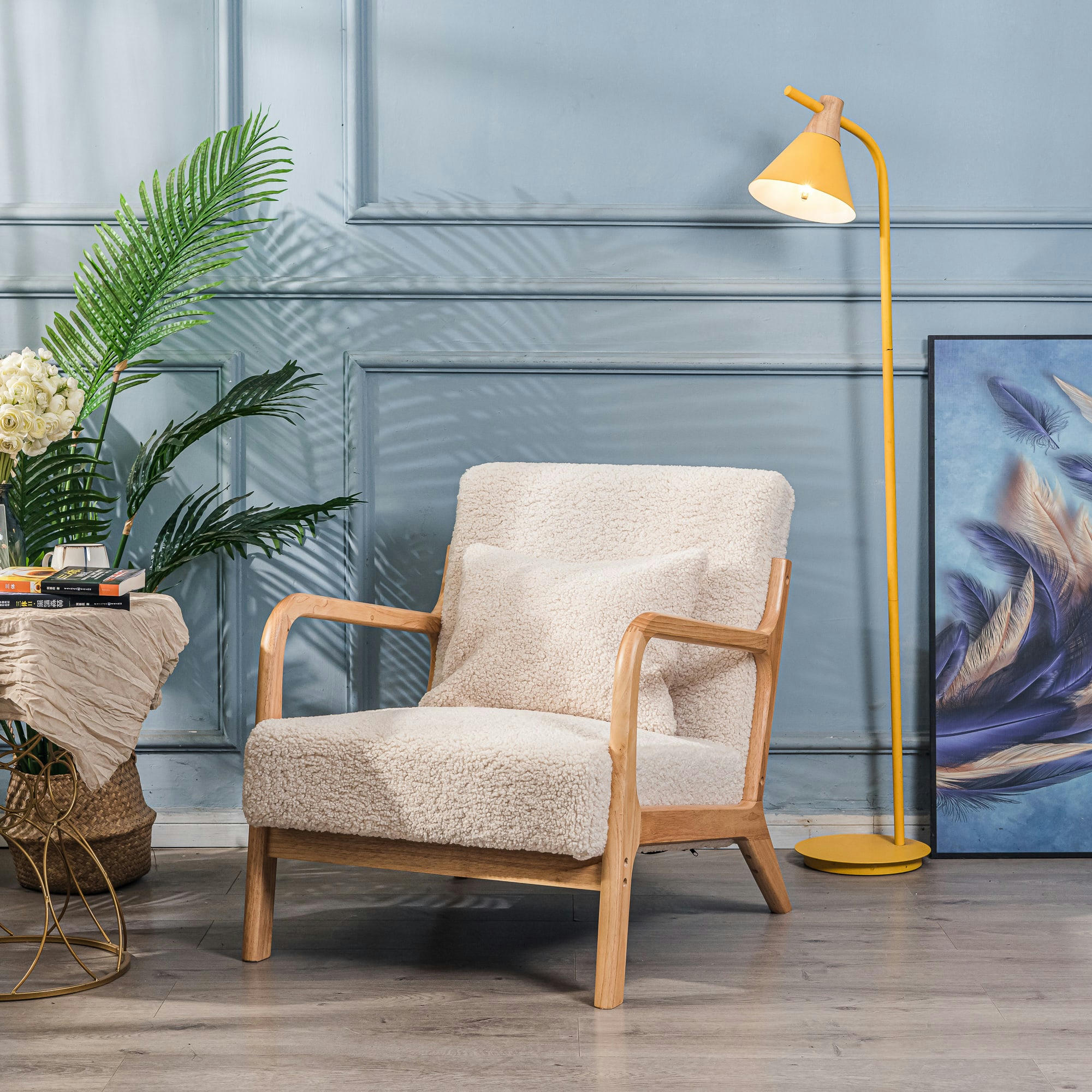 - Fauteuil de salon en bois massif et bouclettes blanches