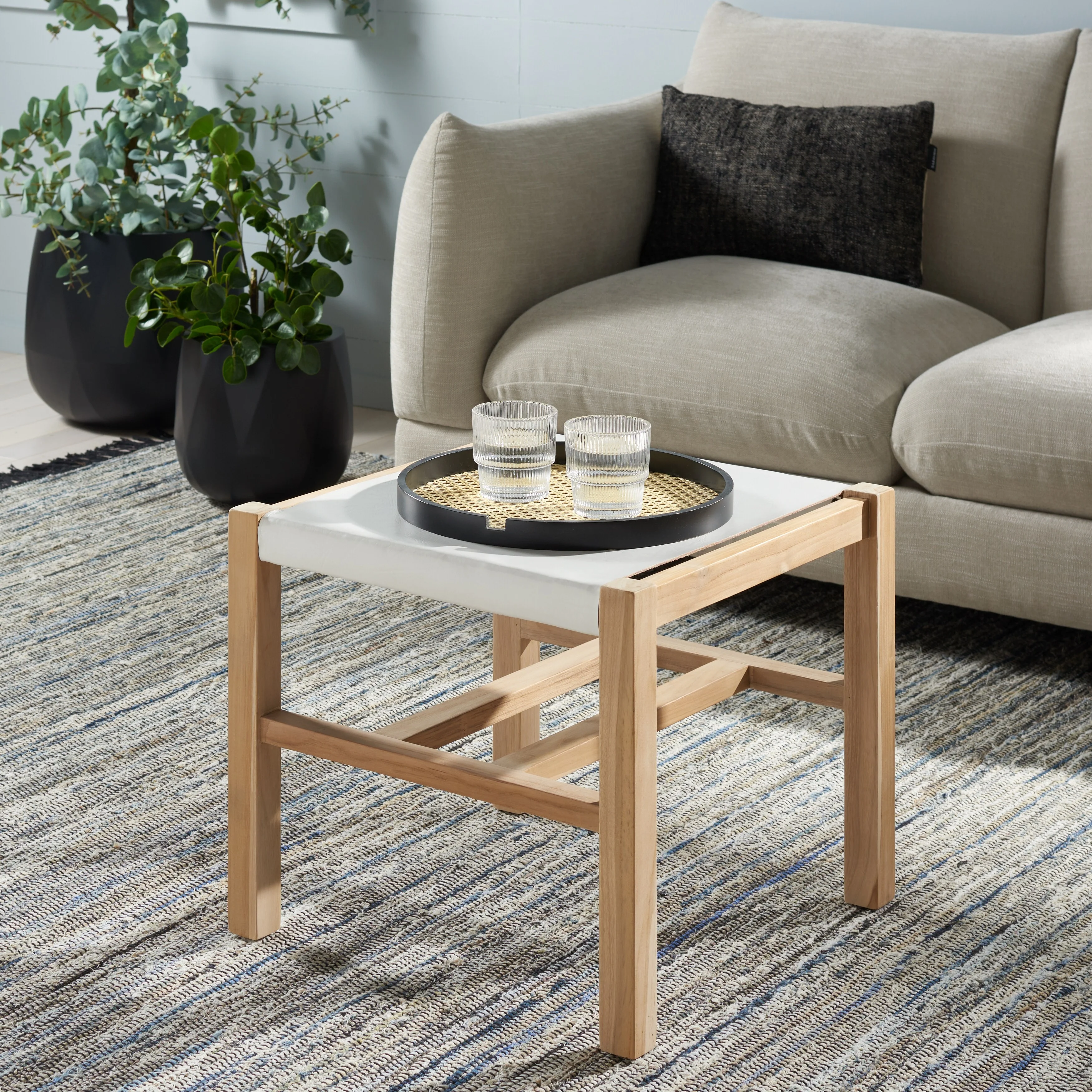 SAFAVIEH Solana Ottoman (Fully Assembled)