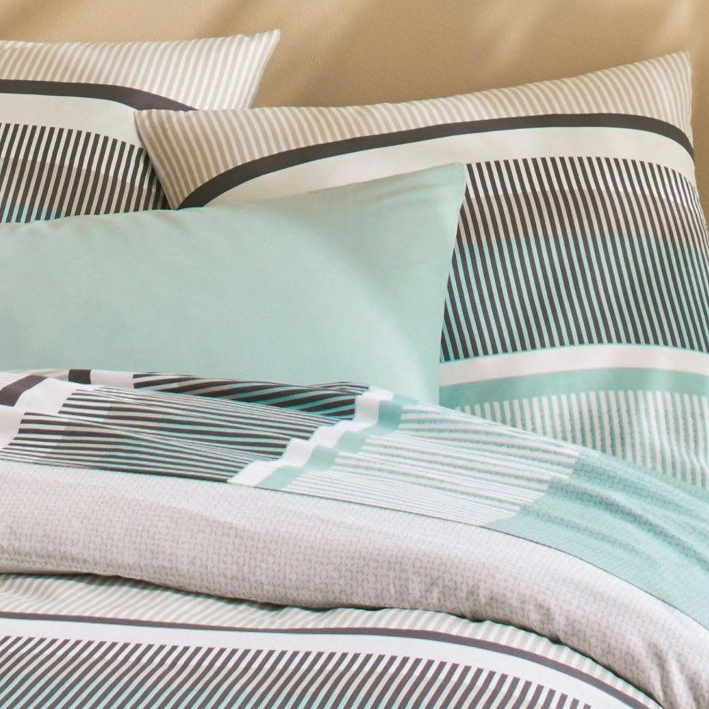 - Parure de lit 2 places coton à motifs 240x260 cm