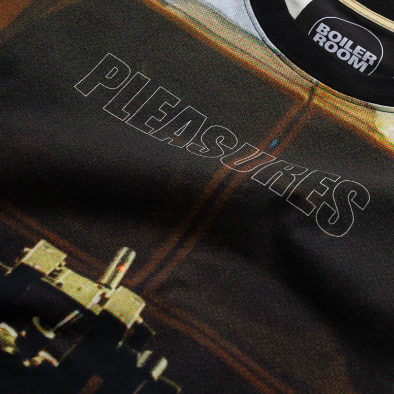Pleasures Venue Heavyweight Tee - Multi