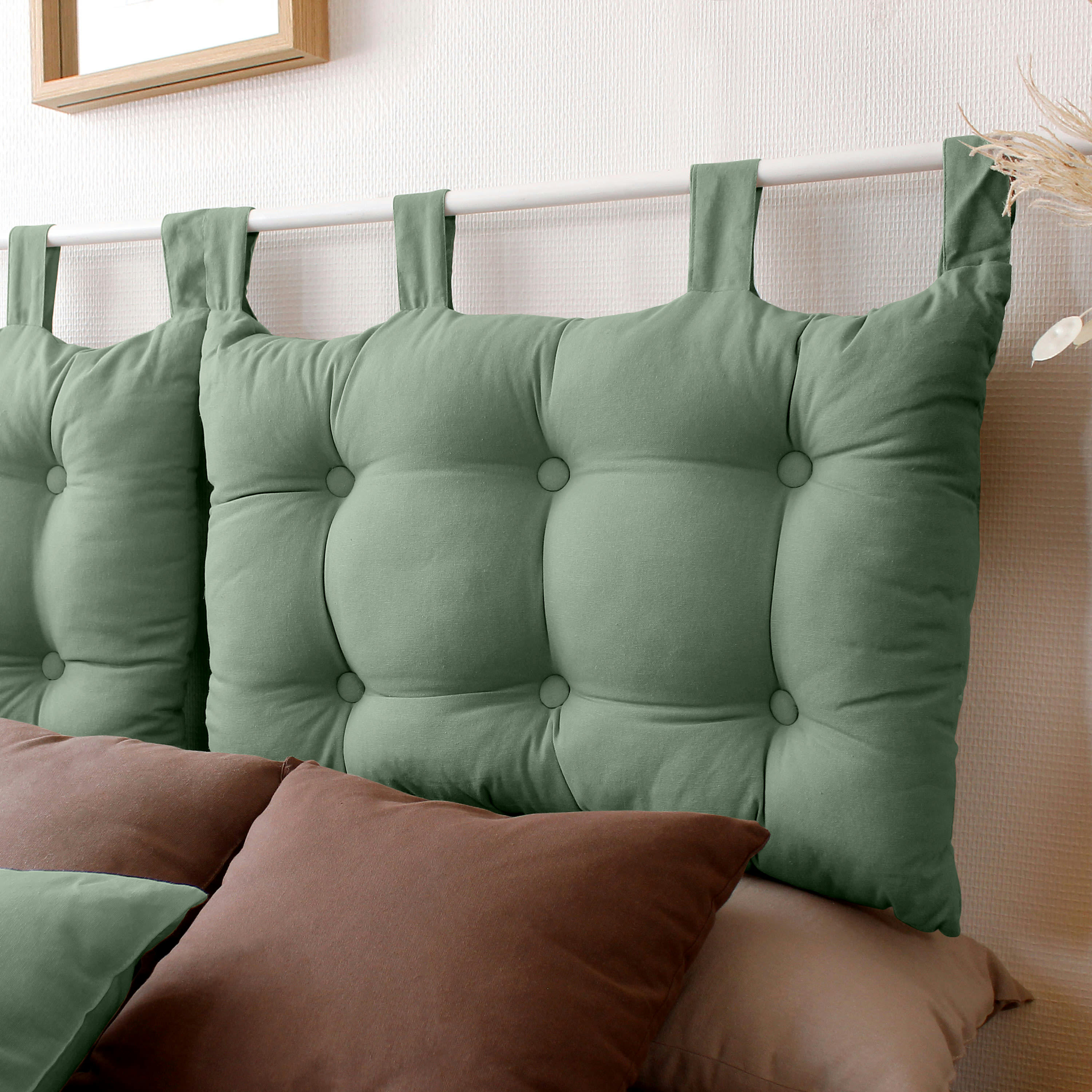 - Coussin tête de lit en coton et pattes boutonnées taupe 70x45 cm