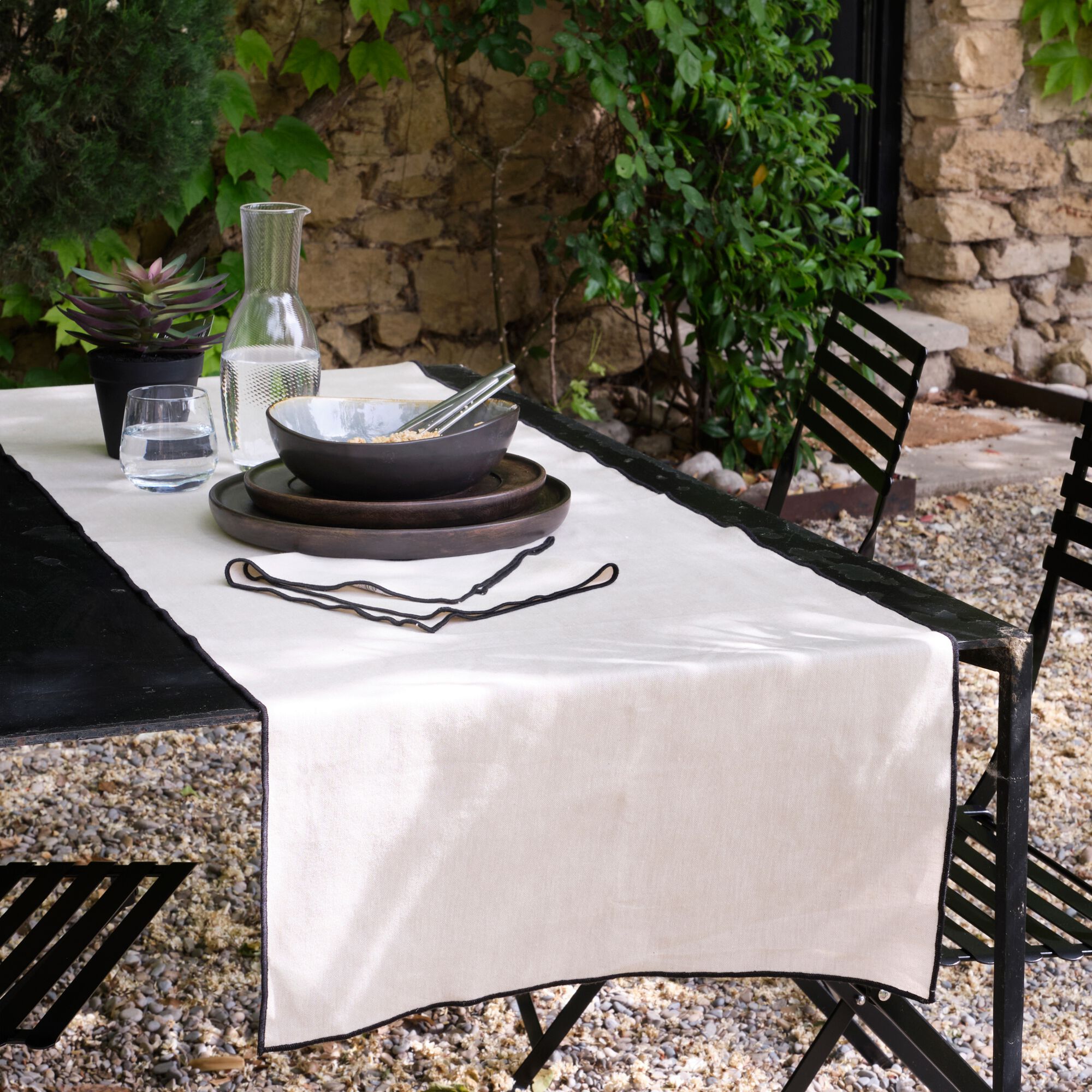 LINIA - Chemin de table en coton finition point de bourdon 50x150cm - beige