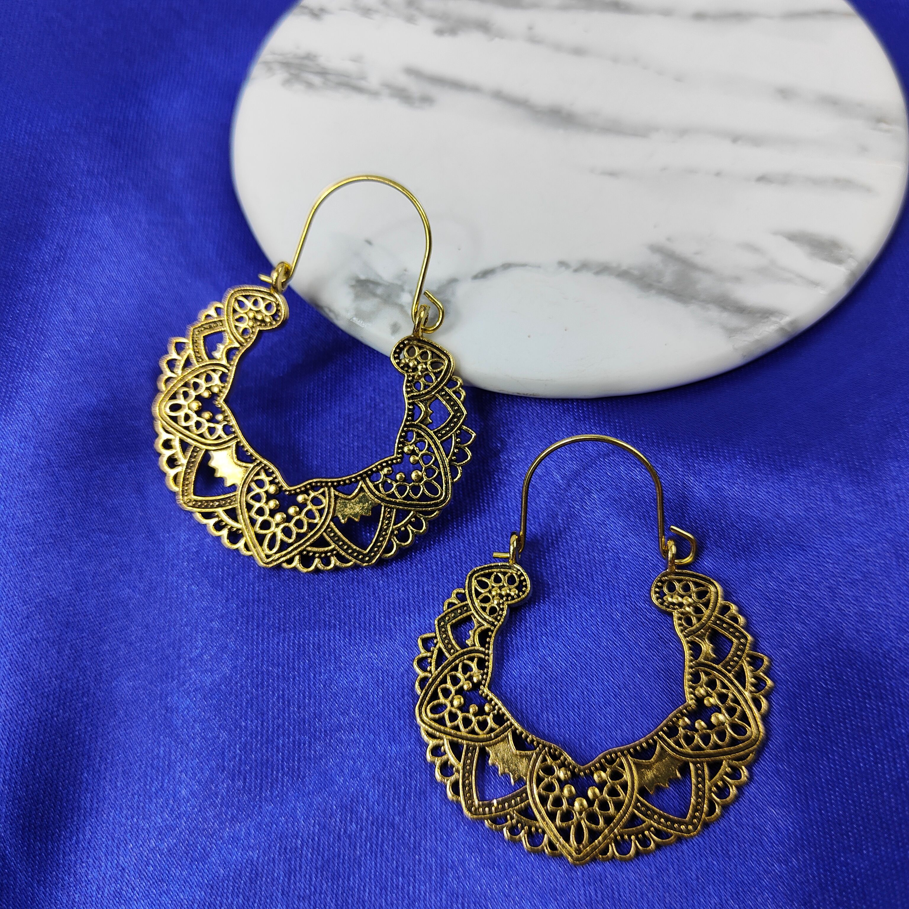 The Colourful Aura Geometric Oxidised Dangle Earring