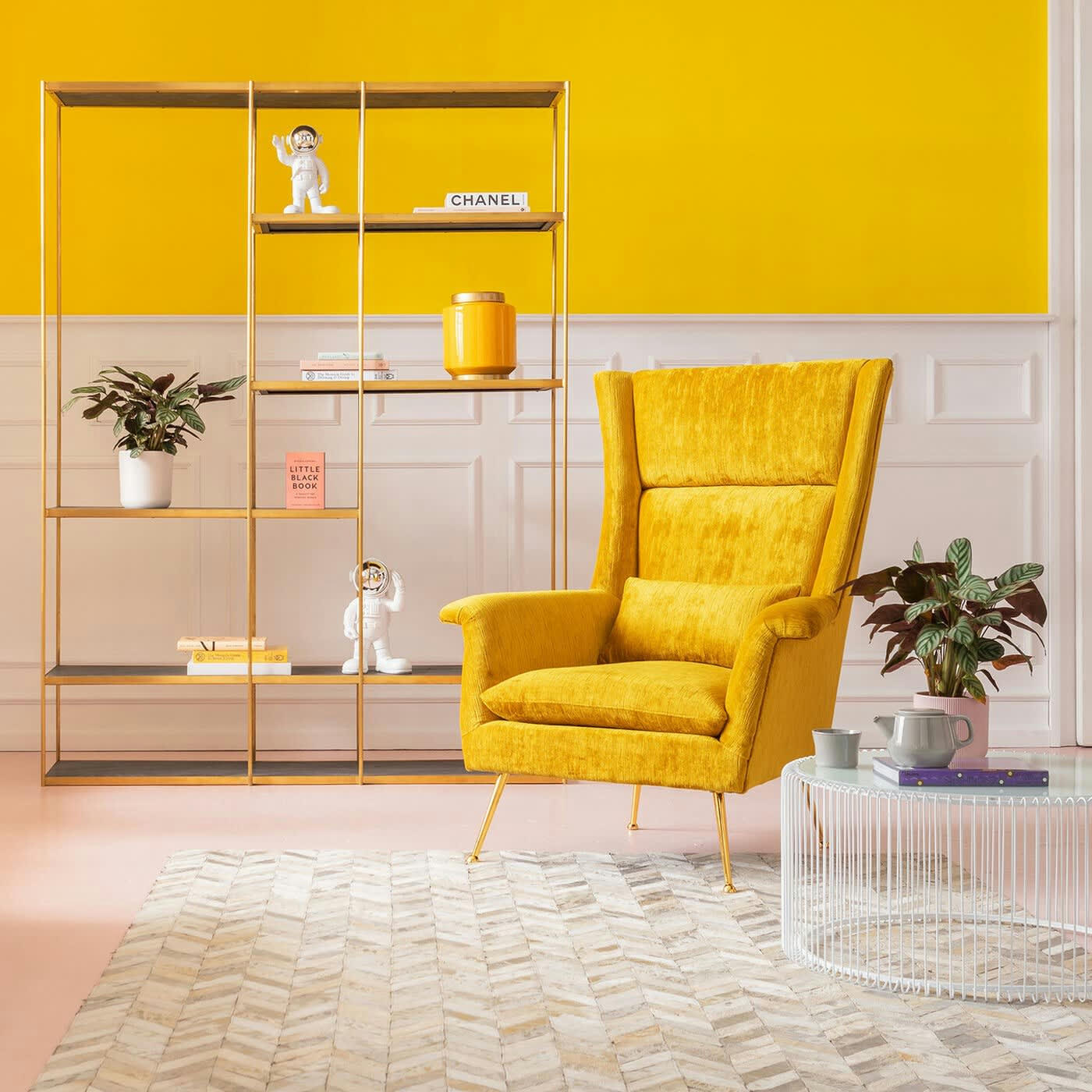 VEGAS FOREVER - Fauteuil rétro en velours jaune et acier doré