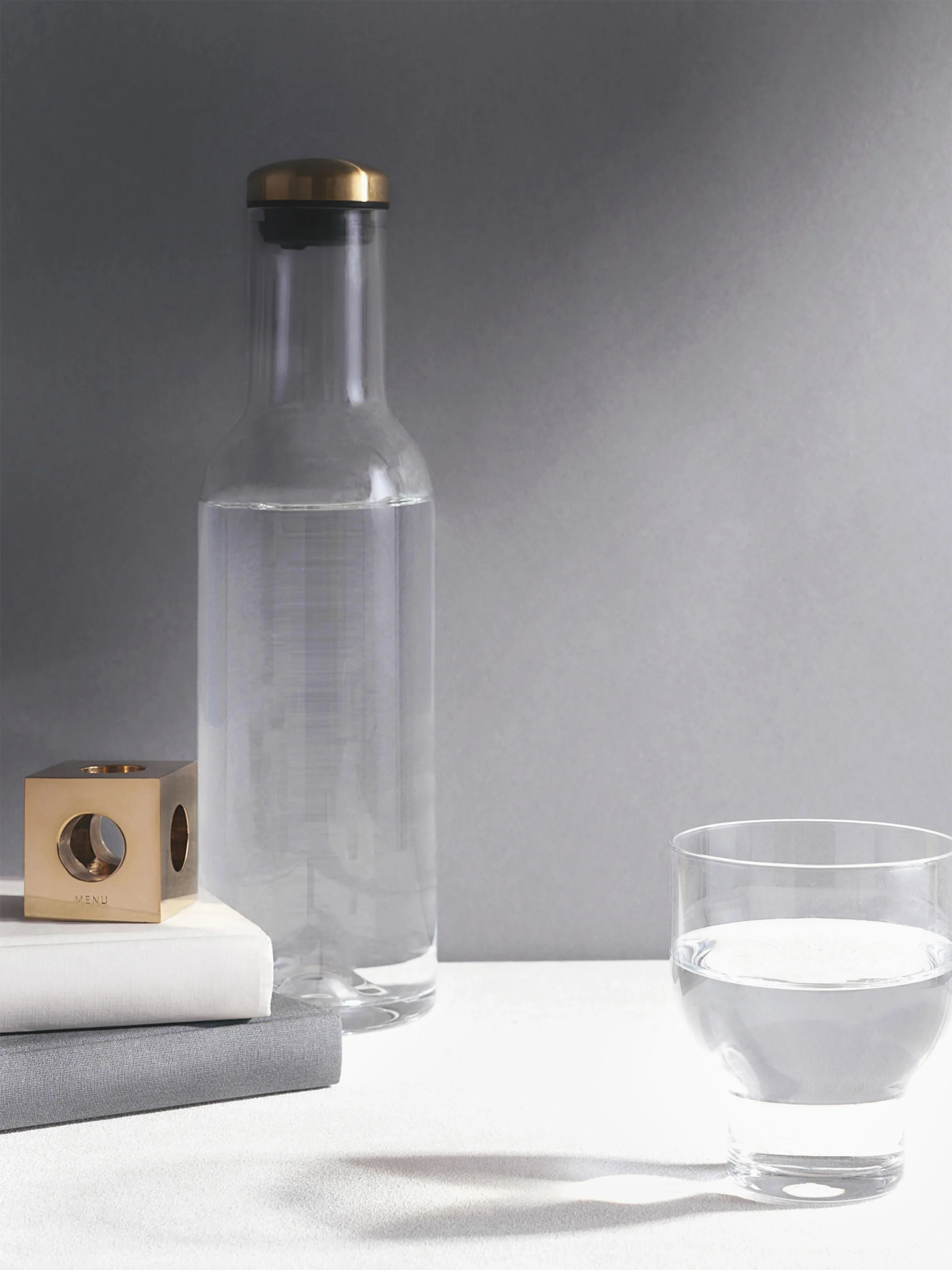 Karaffe Deluxe mit Deckel, 1 L
