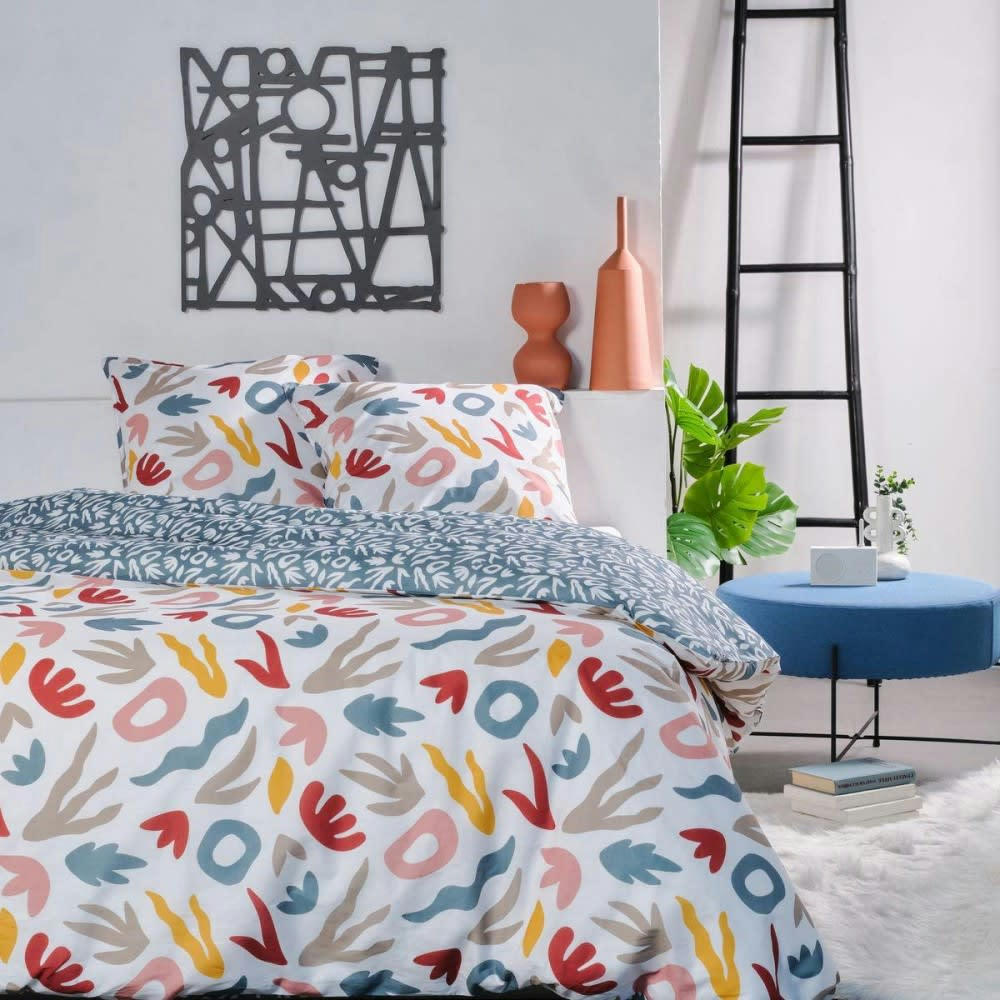 - Parure de couette 100% coton 57 fils imprimée 260x240 2 taies