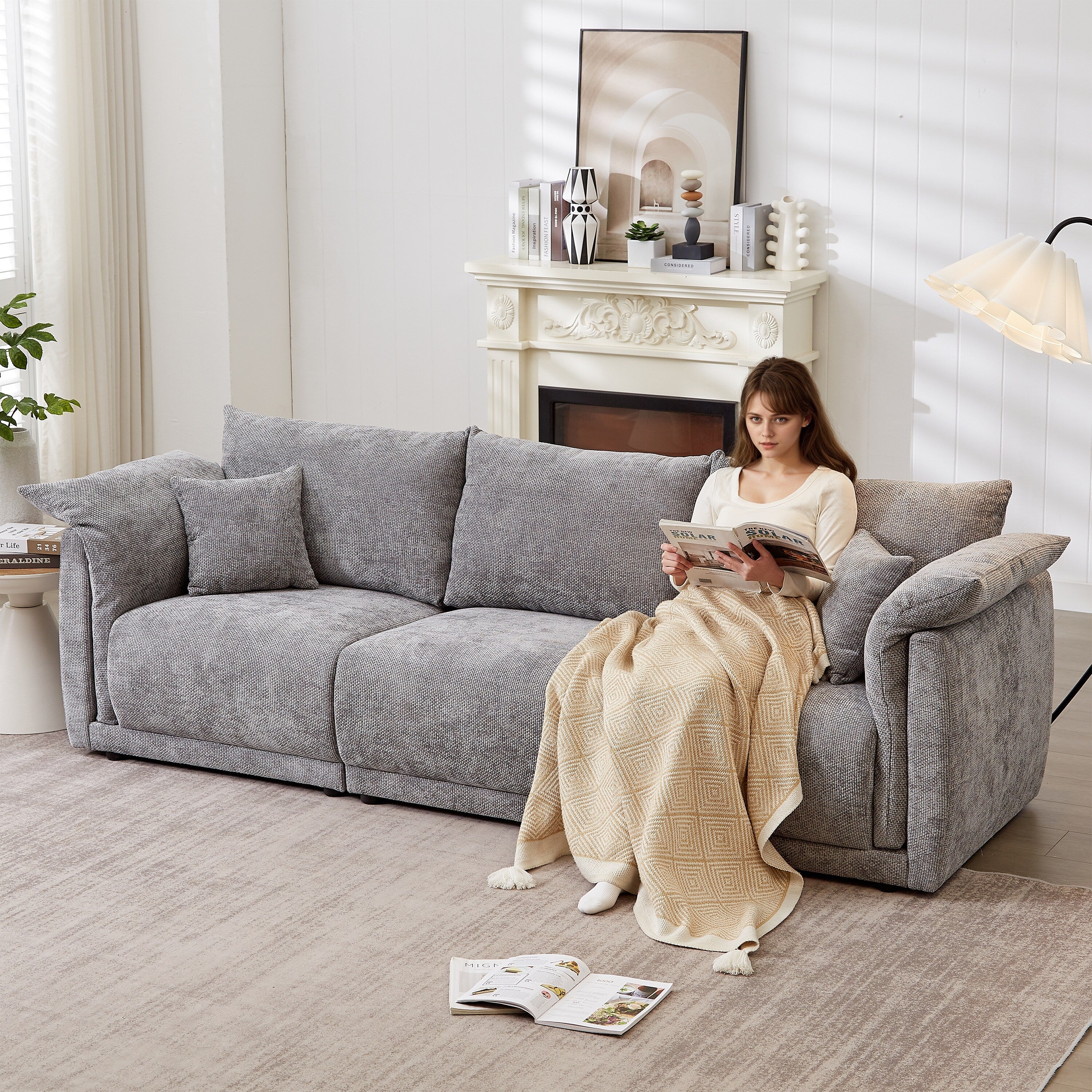 3-Seater Sofa With Unique Design And Soft Arm Pillows Contemporary Style Linen Sofa With 3 Comfortable Cushions With 2 Pillows