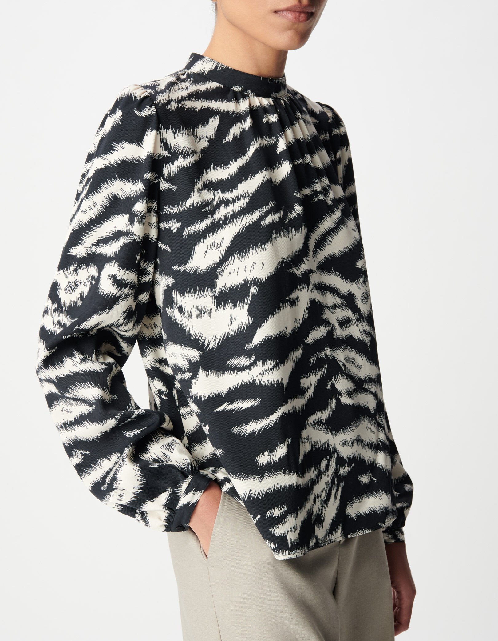 Blouse noire imprimé zèbre Femme