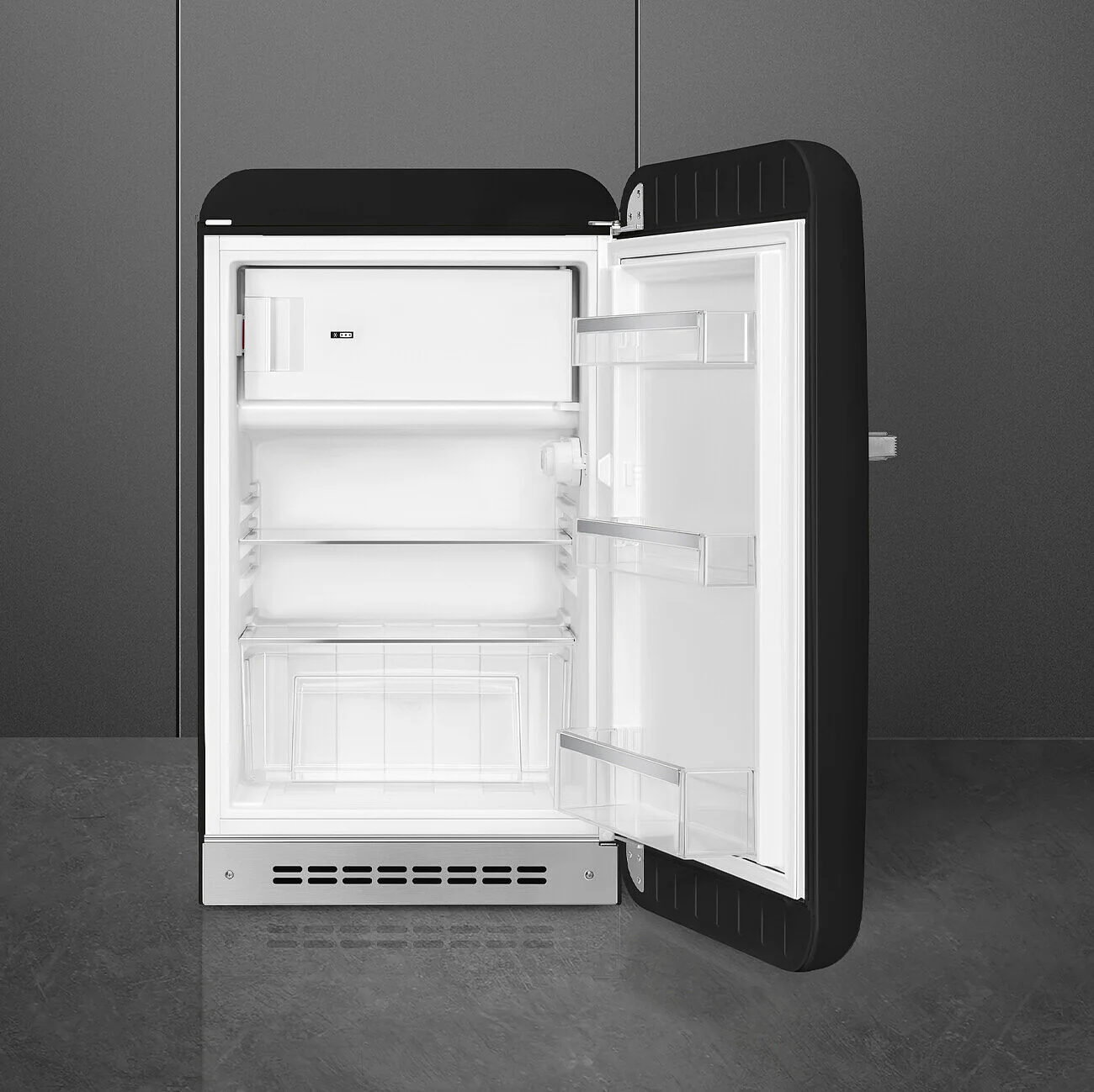 55cm Fridge with Icebox Right Hand Hinge, Black