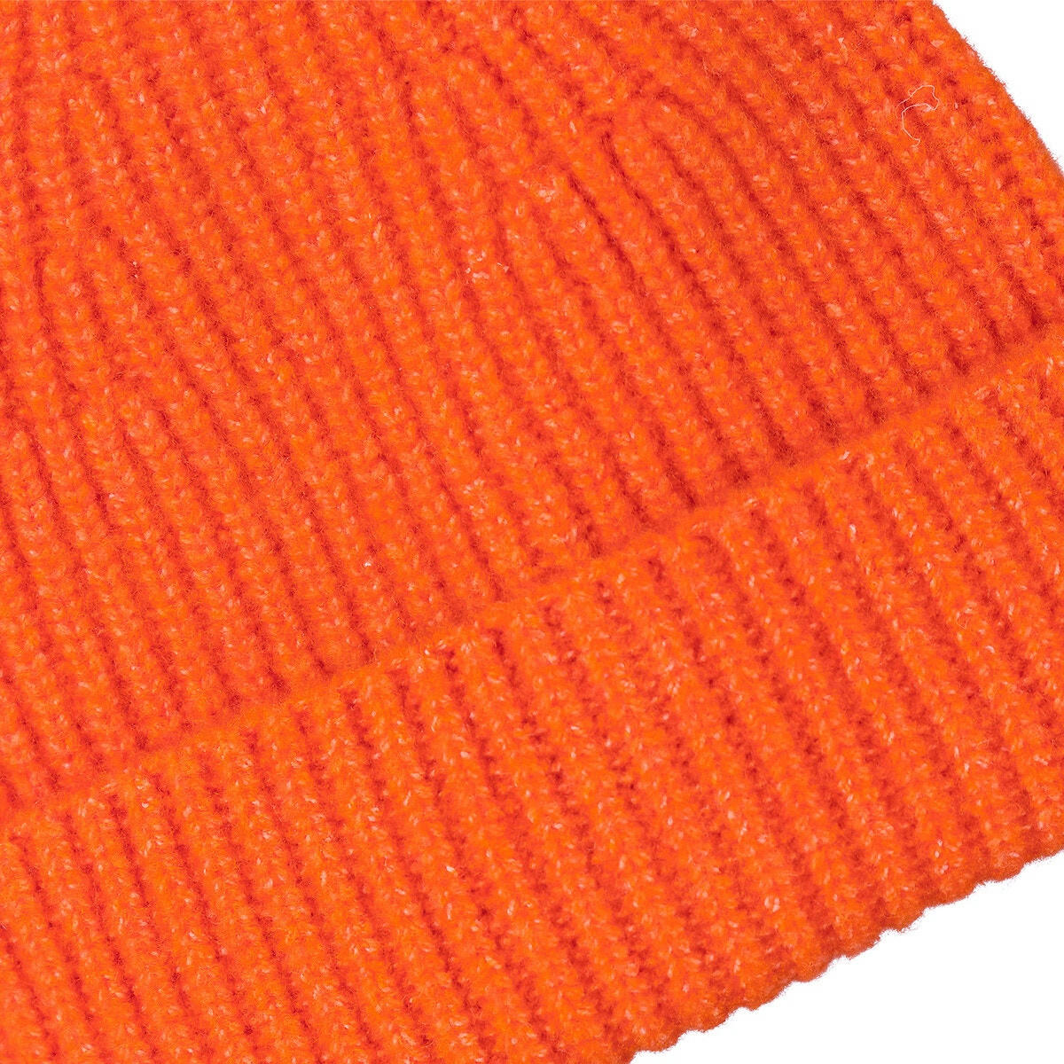 Bonnet en tricot côtelé
