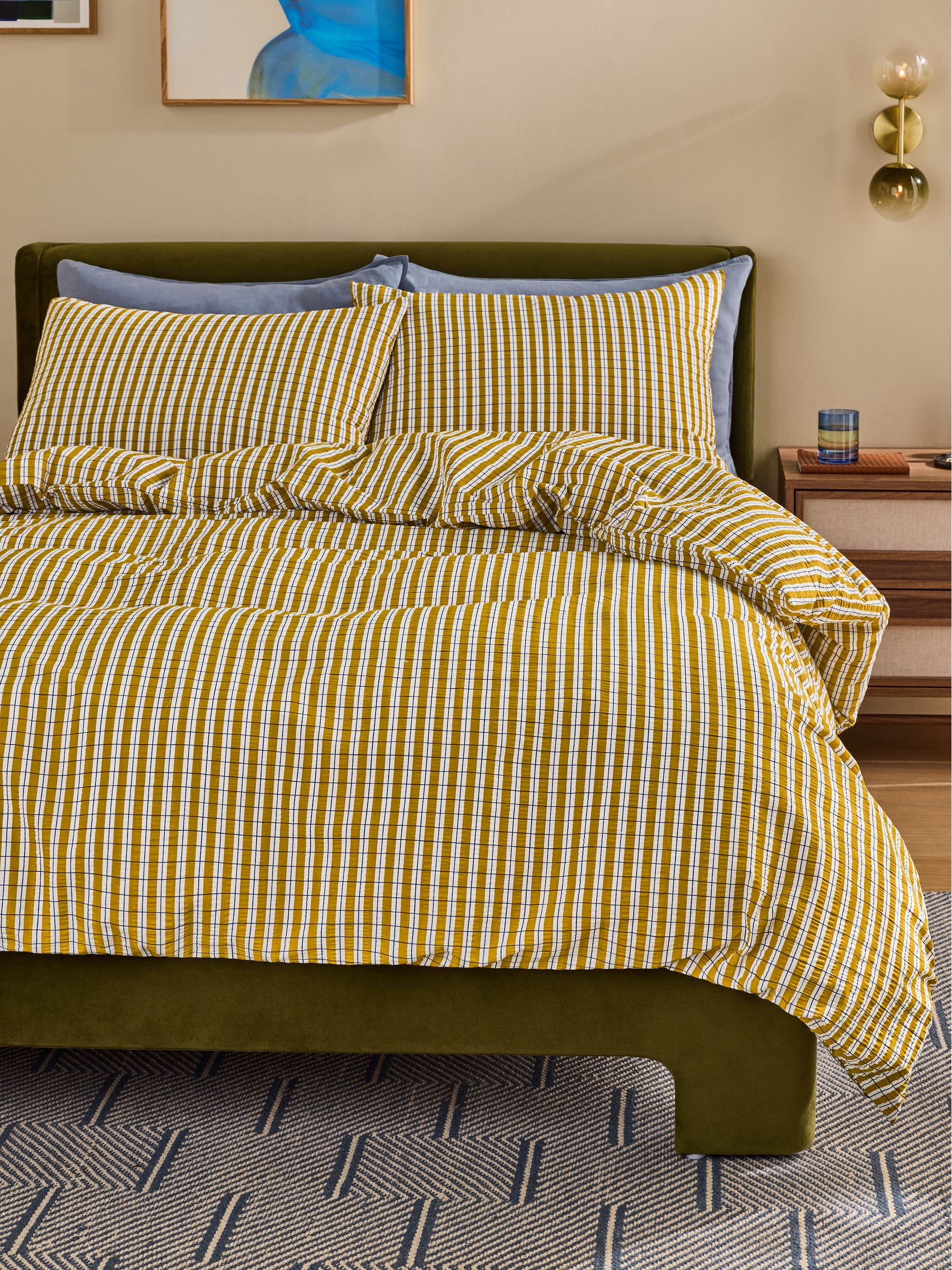 Felix Seersucker Duvet Cover and Pillowcase Set in Ochre