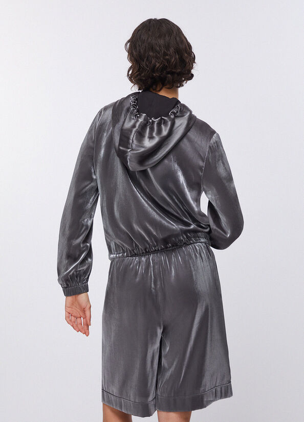 Giacca laminata con cappuccio